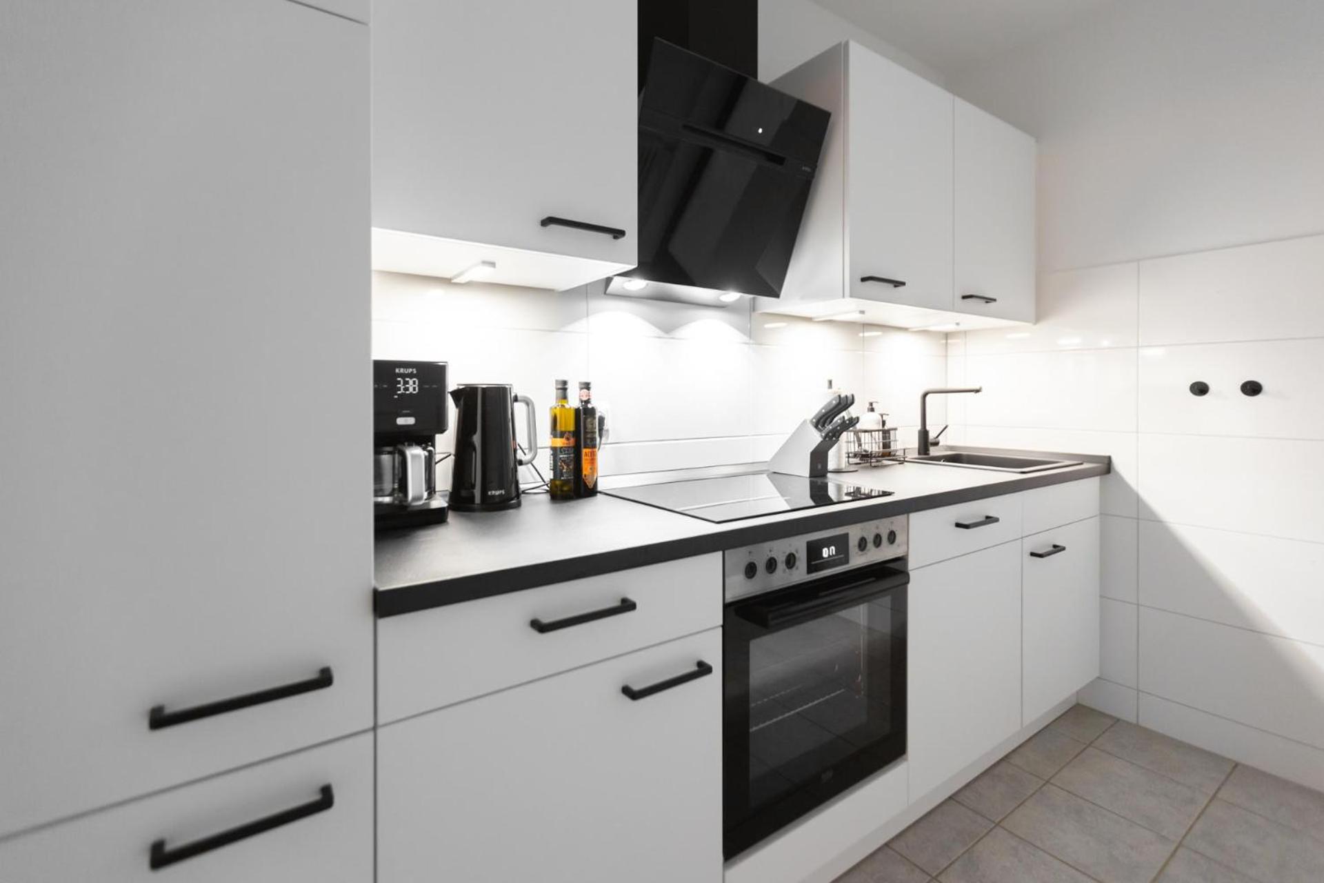 Bheaven I Golden Wave Premium Apartment