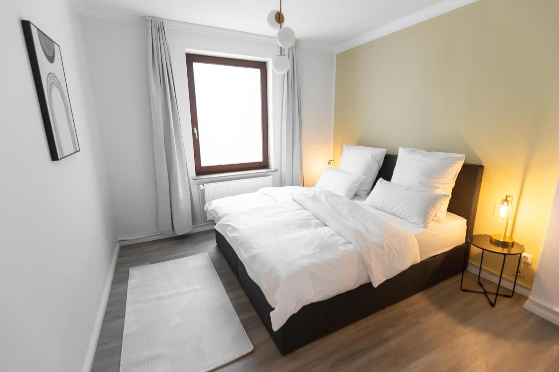 Bheaven I Golden Wave Premium Apartment