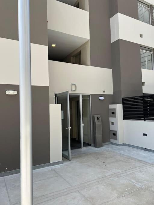 Moderno Apartamento en Condominio Alto Venezuela