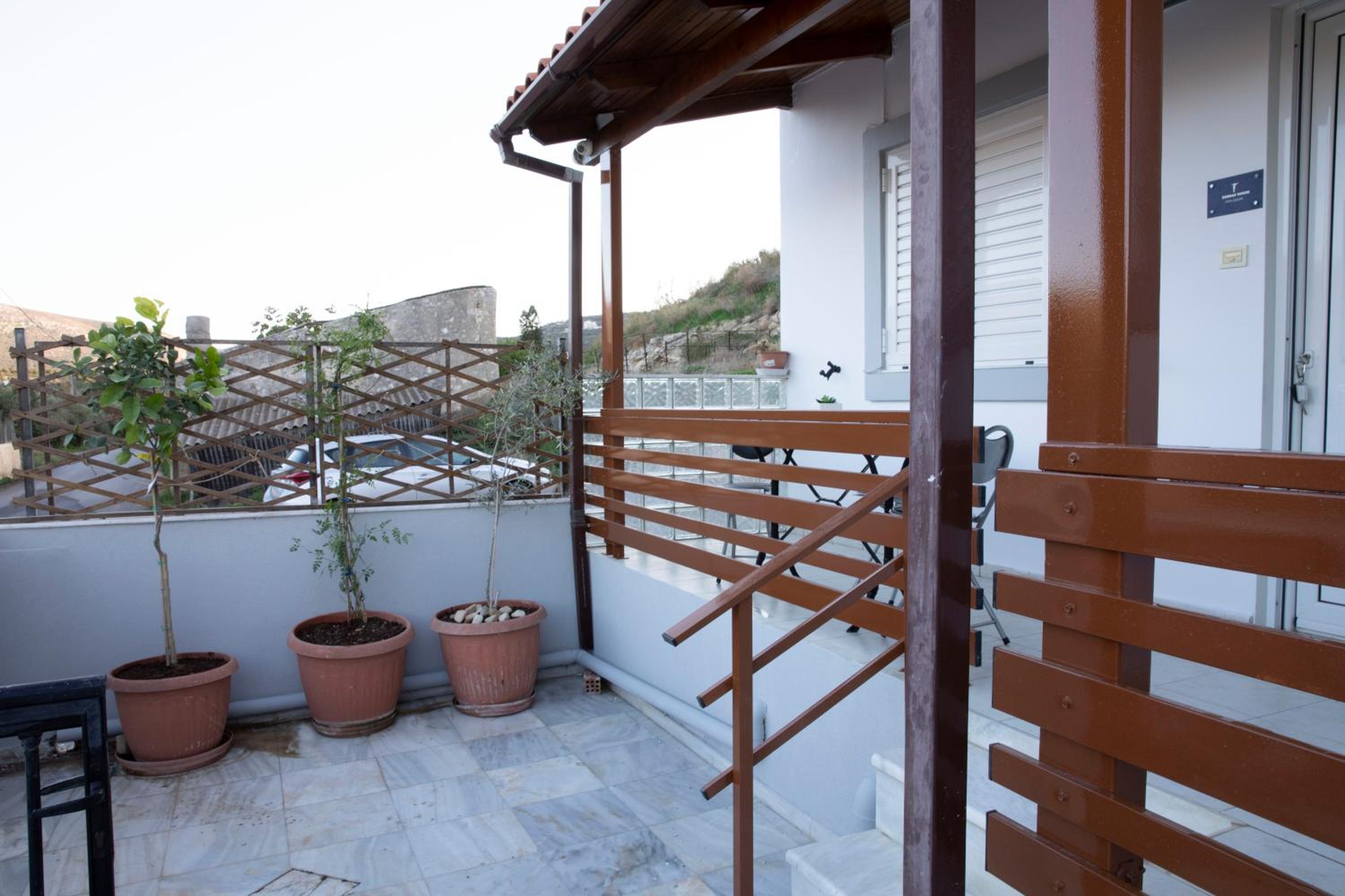 Zorbas House