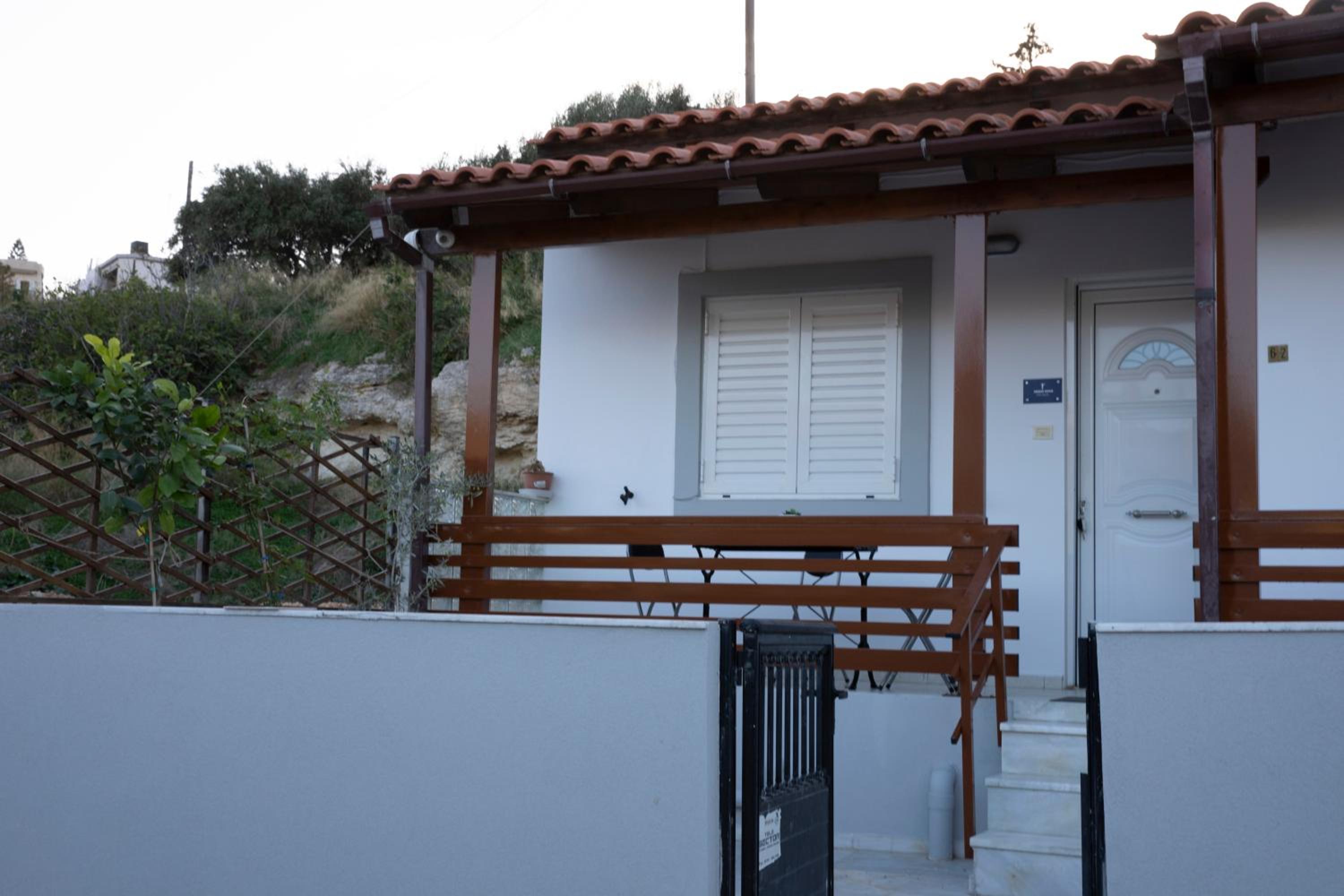 Zorbas House photo 2