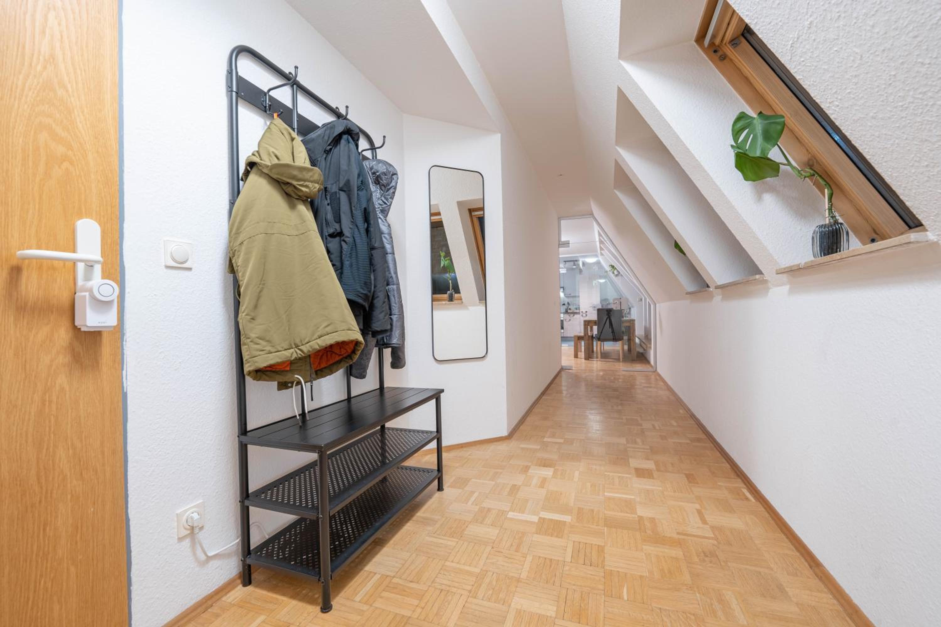Loft mit Balkon im Historischen Altbau am Marktplatz - 75qm, DisneyPlus, 300mbs Internet