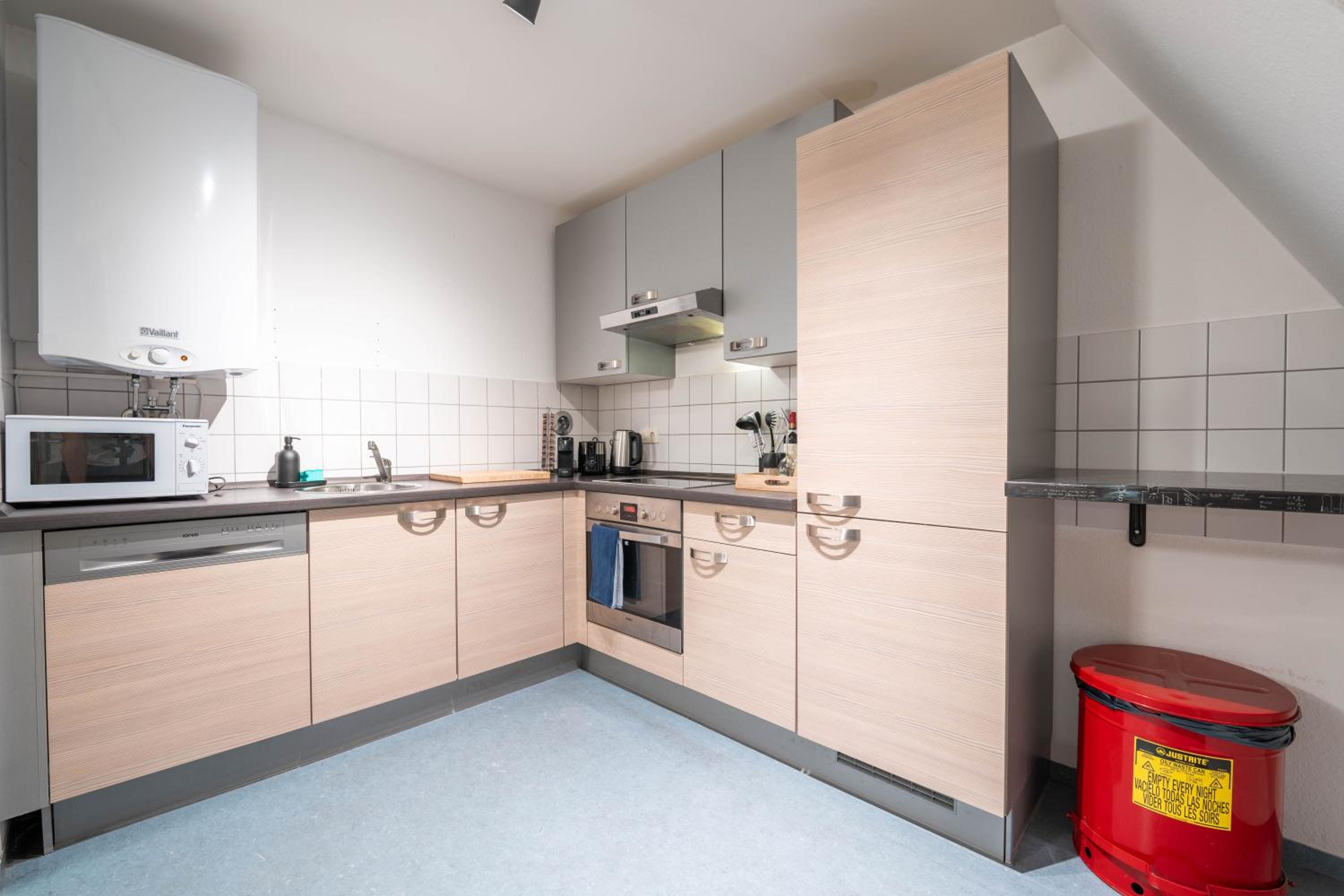 Loft mit Balkon im Historischen Altbau am Marktplatz - 75qm, DisneyPlus, 300mbs Internet