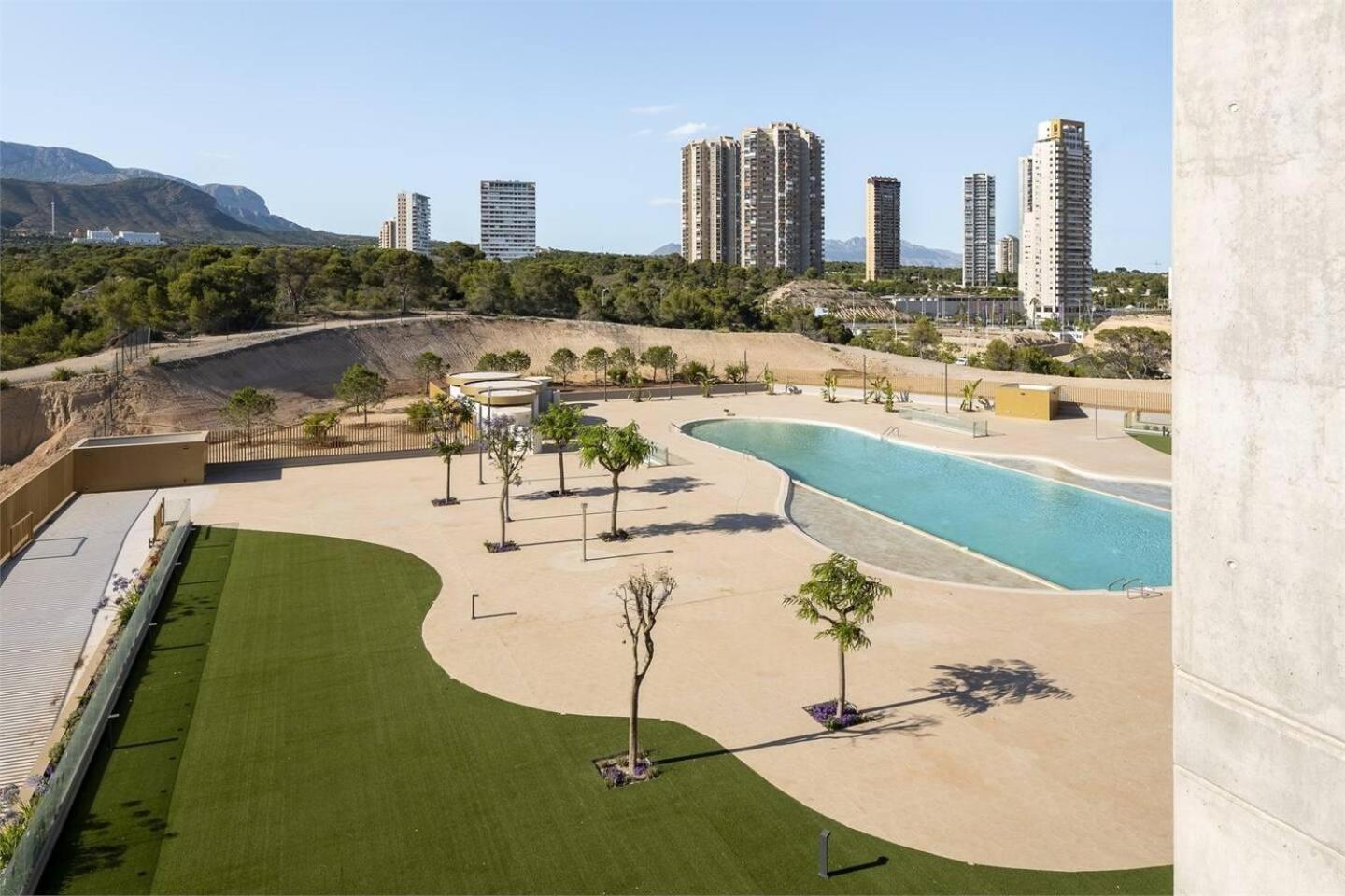 Beautiful 2-Beds Apartment Poniente beach Benidorm