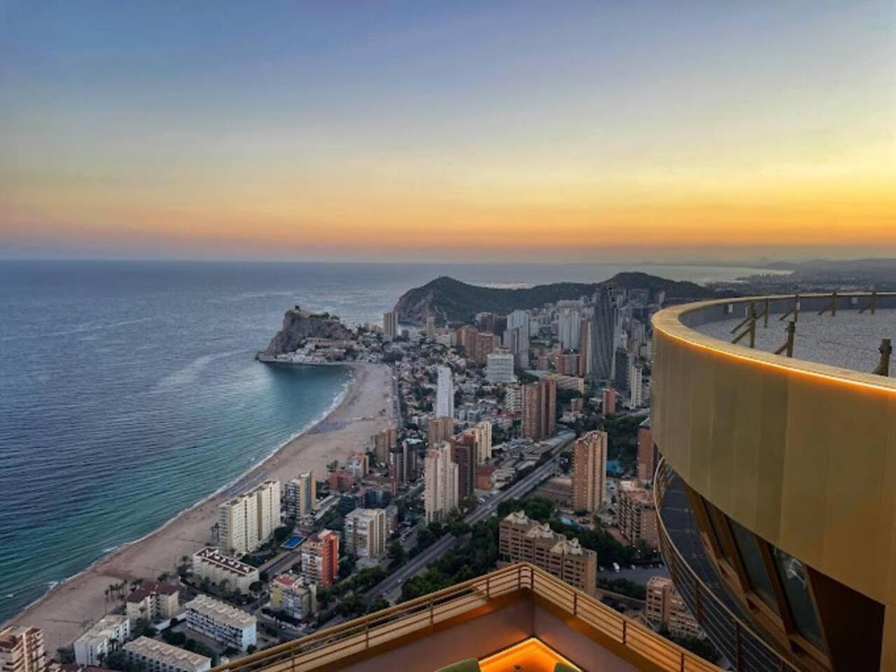 Beautiful 2-Beds Apartment Poniente beach Benidorm