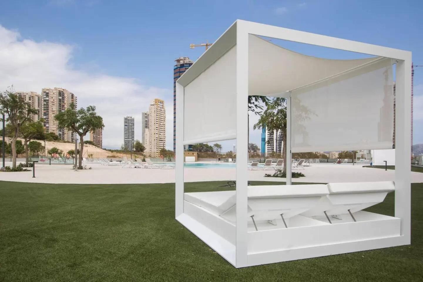 Beautiful 2-Beds Apartment Poniente beach Benidorm