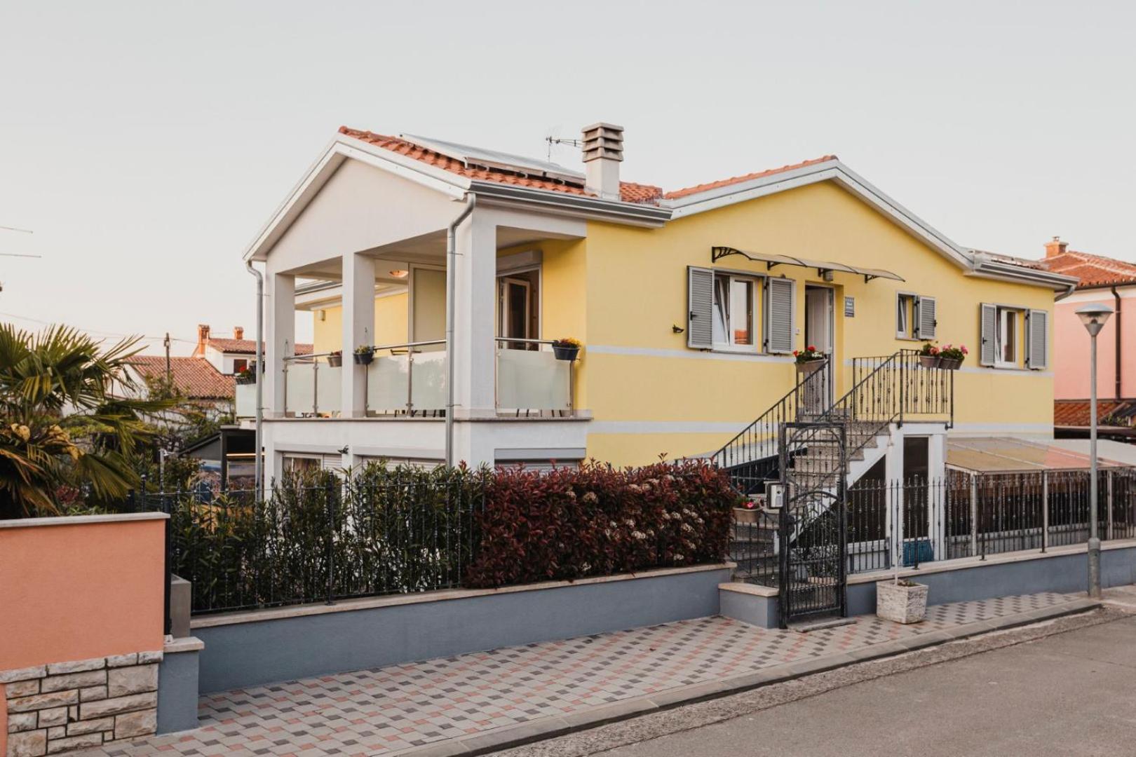 Apartments Mavel