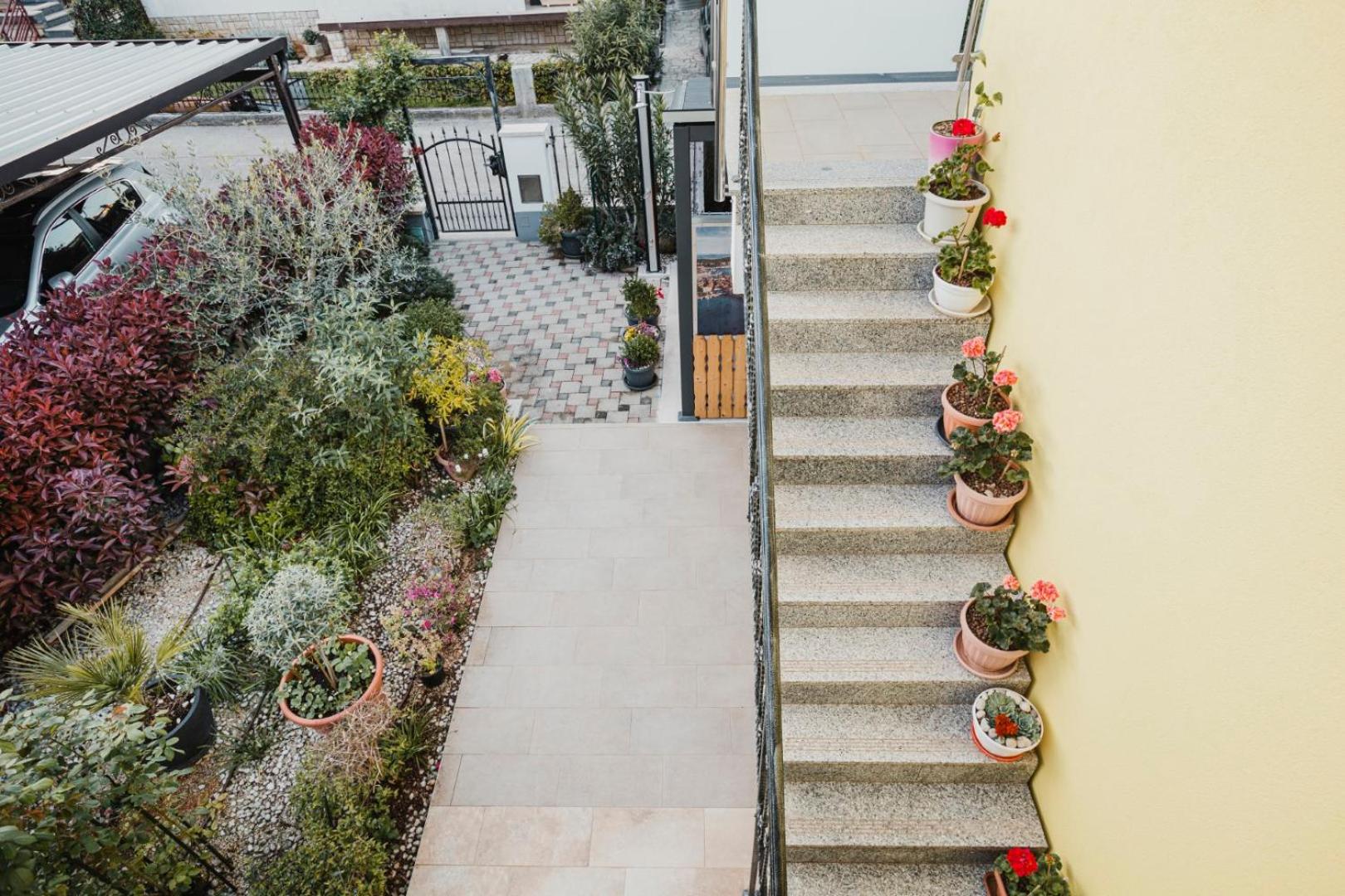Apartments Mavel