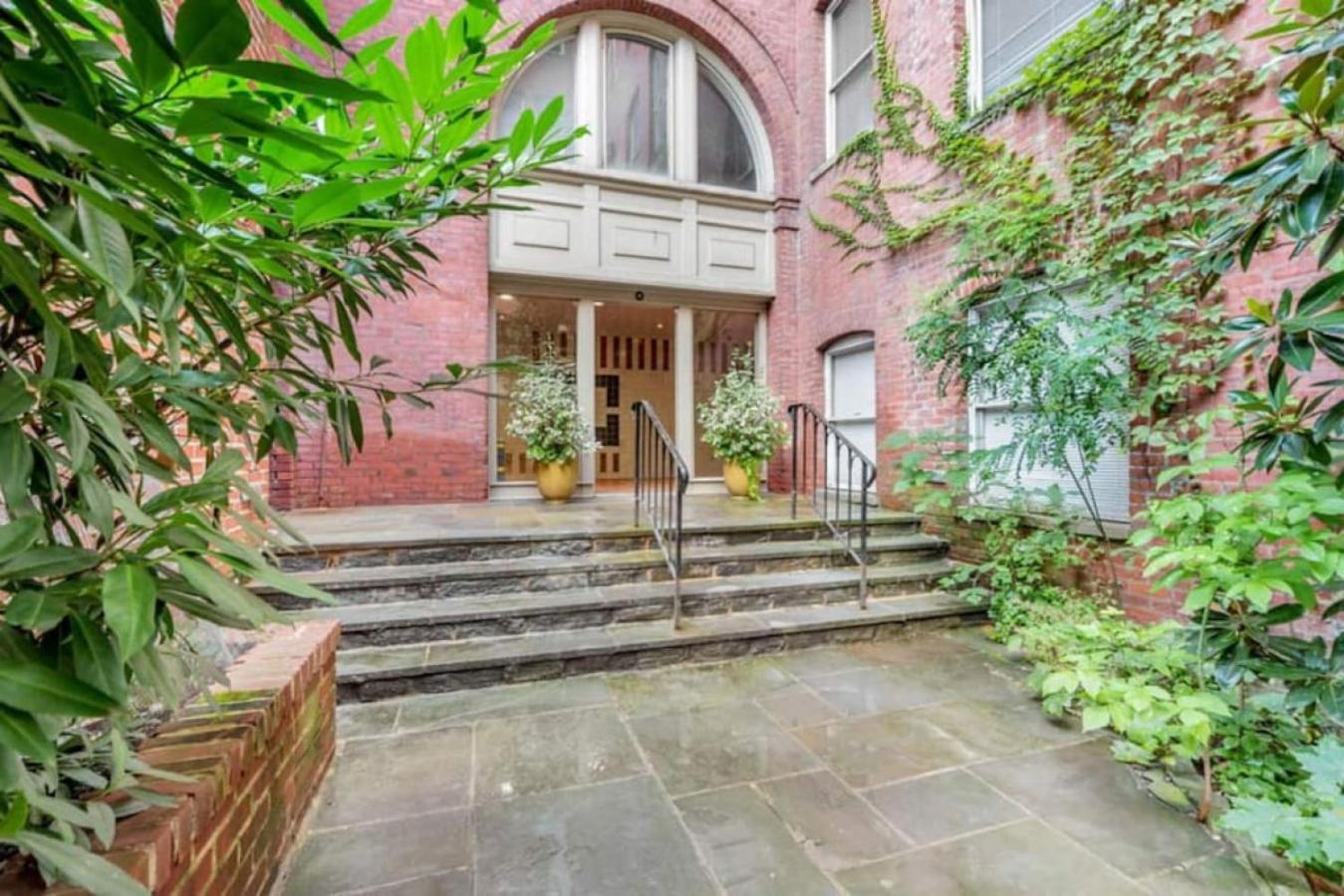 Rittenhouse GEM Elevator Building Courtyard view 4