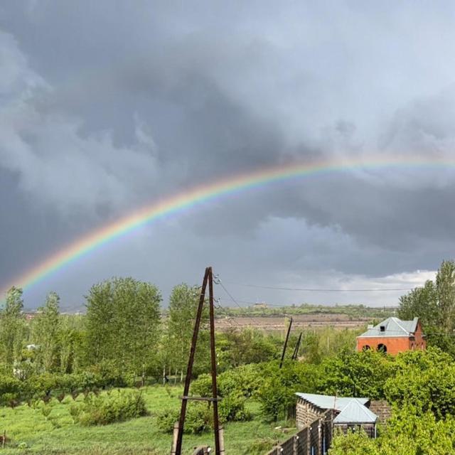 Near Yerevan Serlinhouse