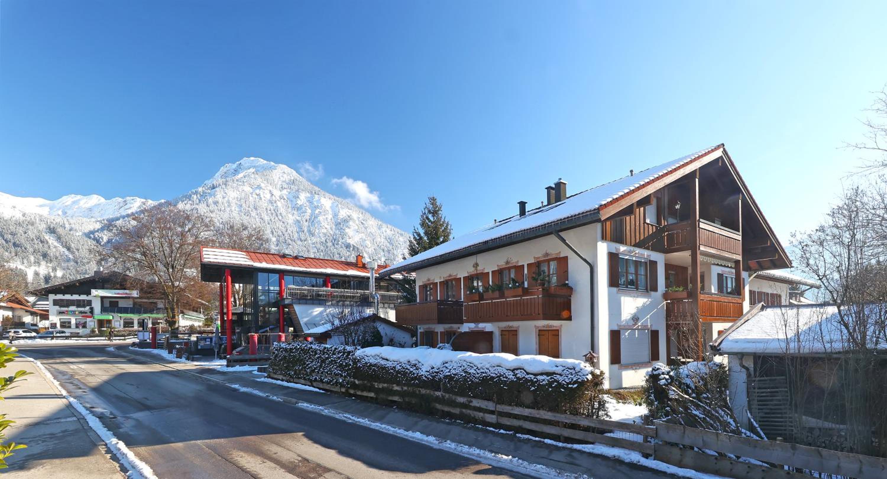 Ruhige Chalet-Style Suite am Kurpark neben der Therme