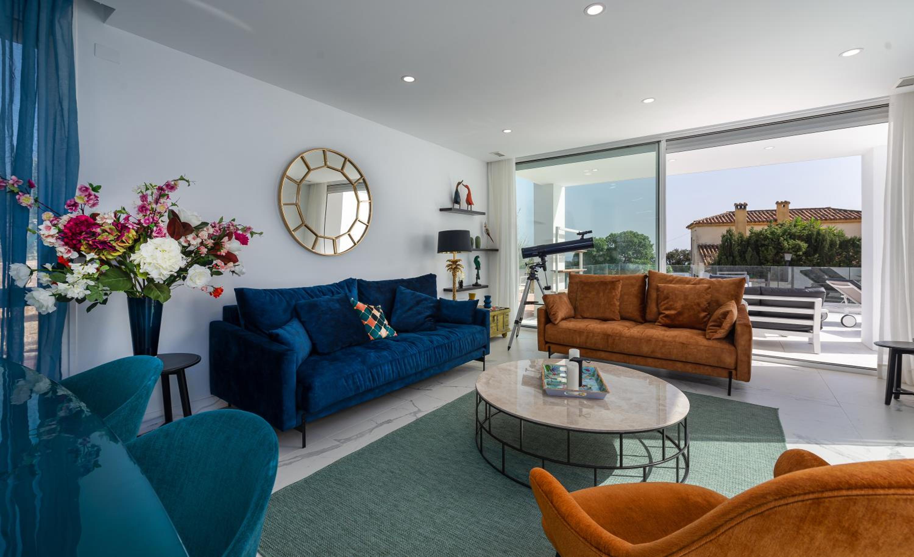 luxurious villa MOGA overlooking the sea and Gibraltar