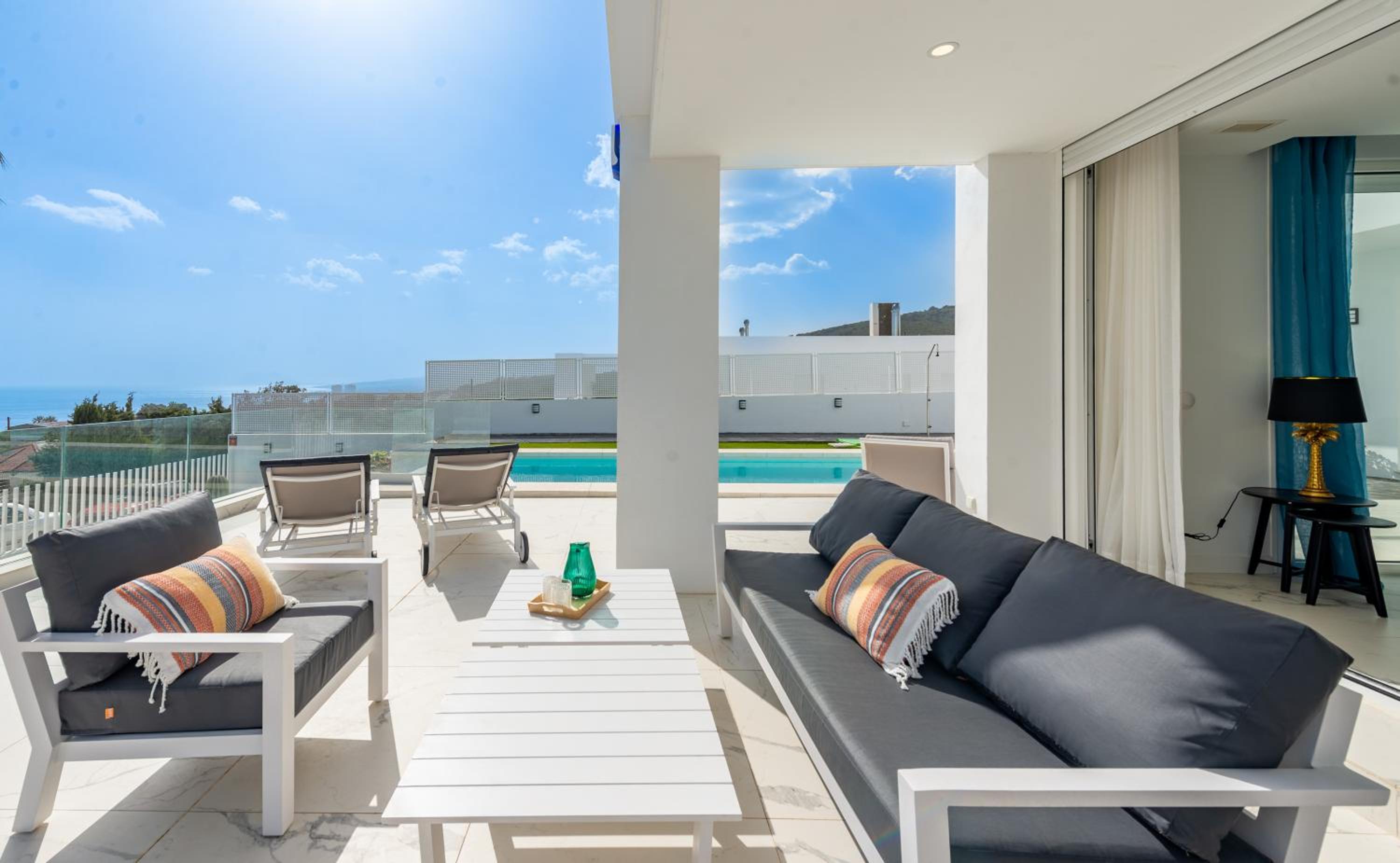 luxurious villa MOGA overlooking the sea and Gibraltar