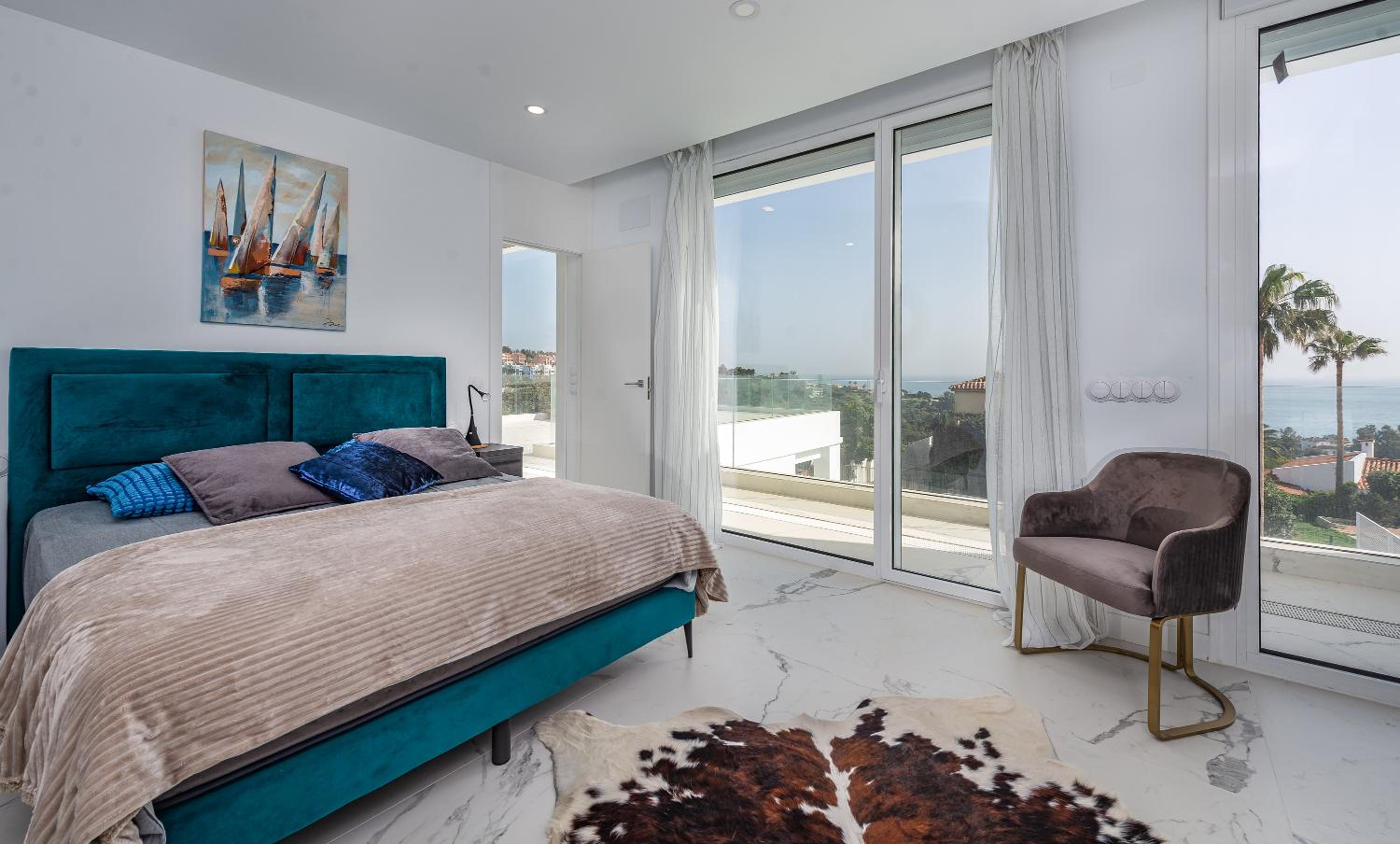 luxurious villa MOGA overlooking the sea and Gibraltar
