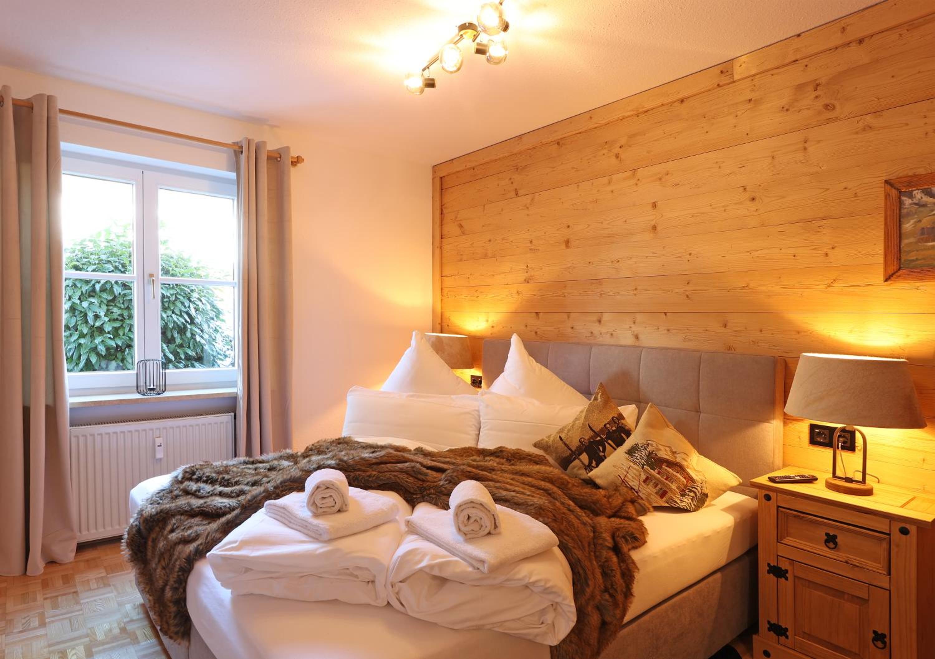 Ruhige Chalet-Style Suite am Kurpark neben der Therme
