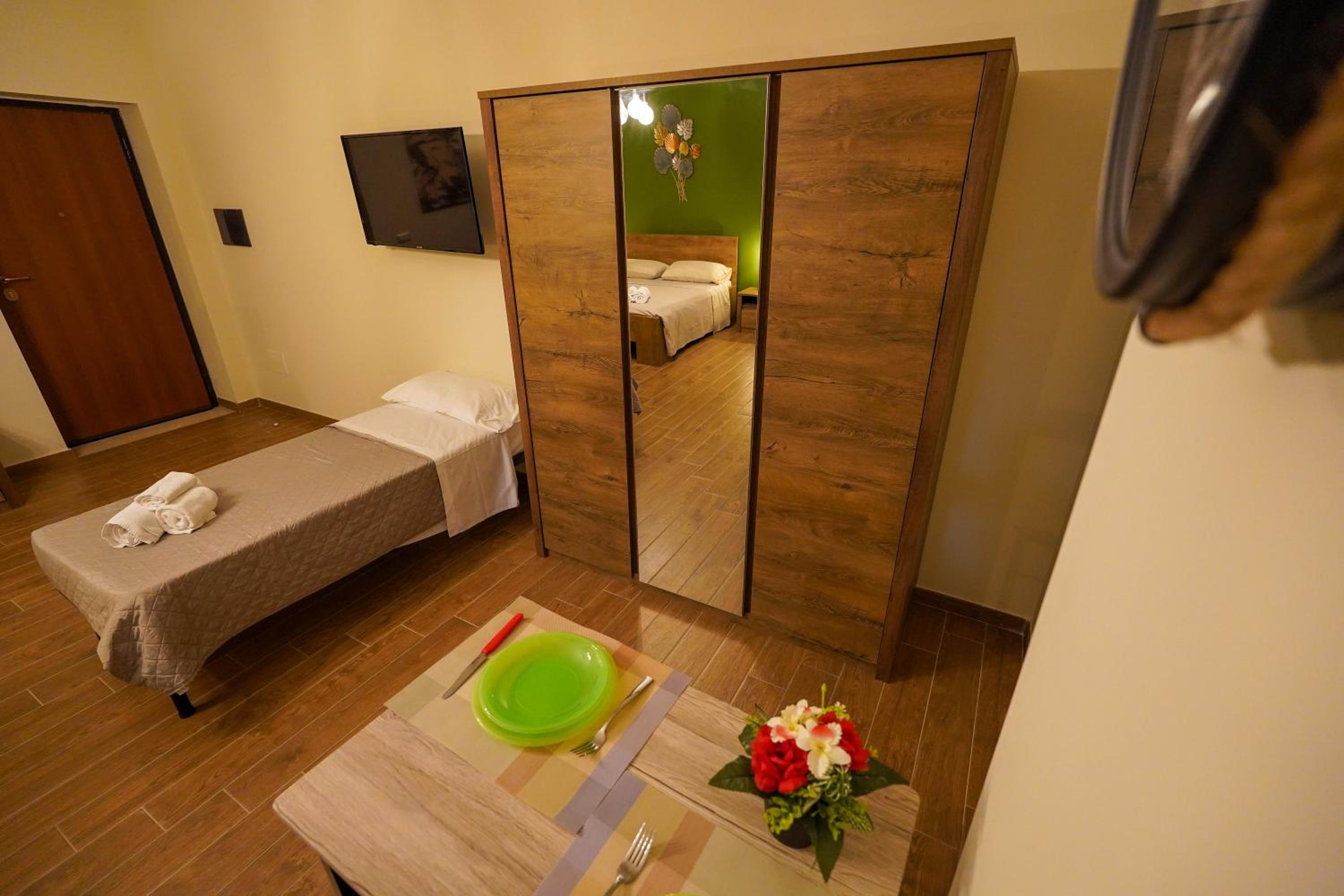 hotel room
