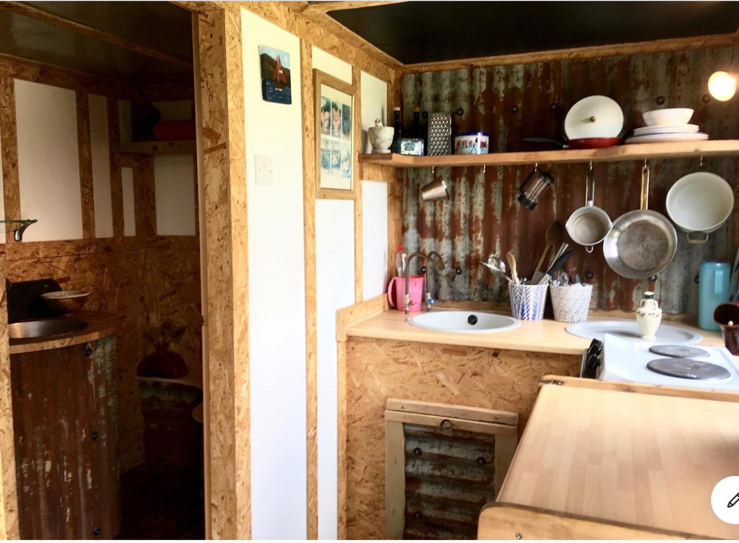 Field Hut view 3