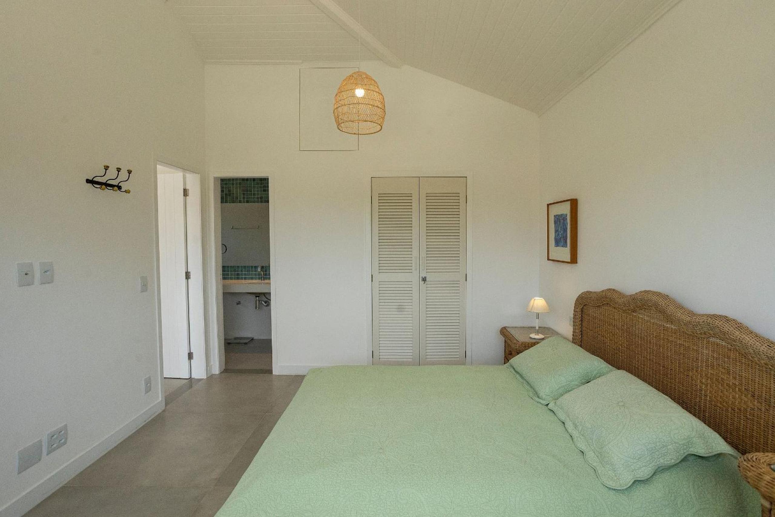 BZ42 Na Quadra da praia! Casa alto padrão completa