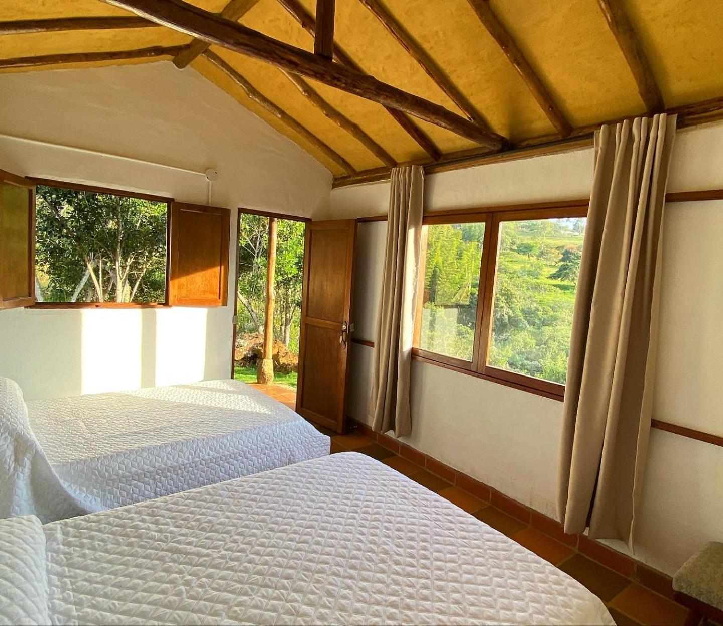Campo Karst, Hospedaje y Campamento de montaña