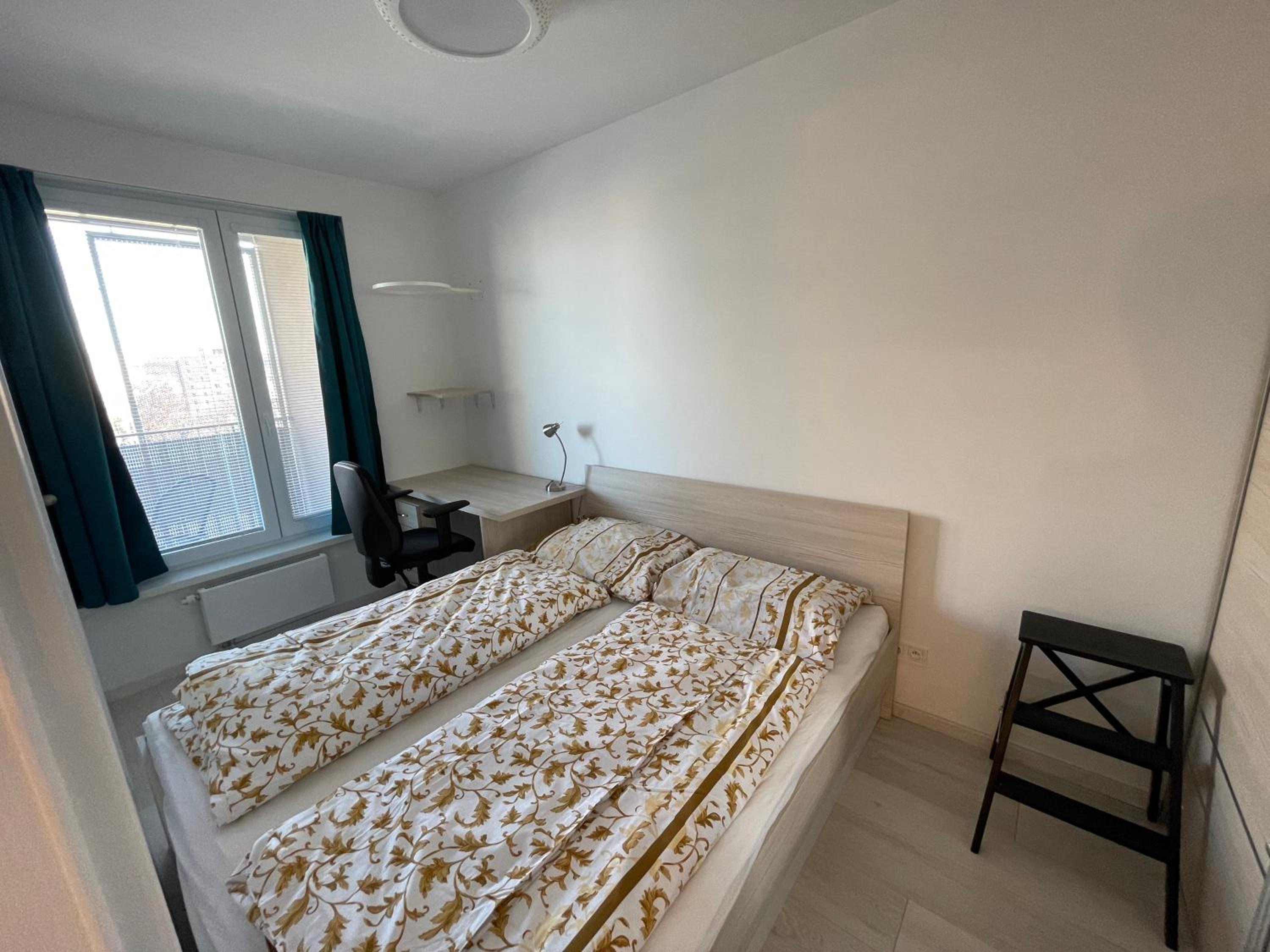 Designer Apt near Old Town with AC, Private Parking, Loggia view 4