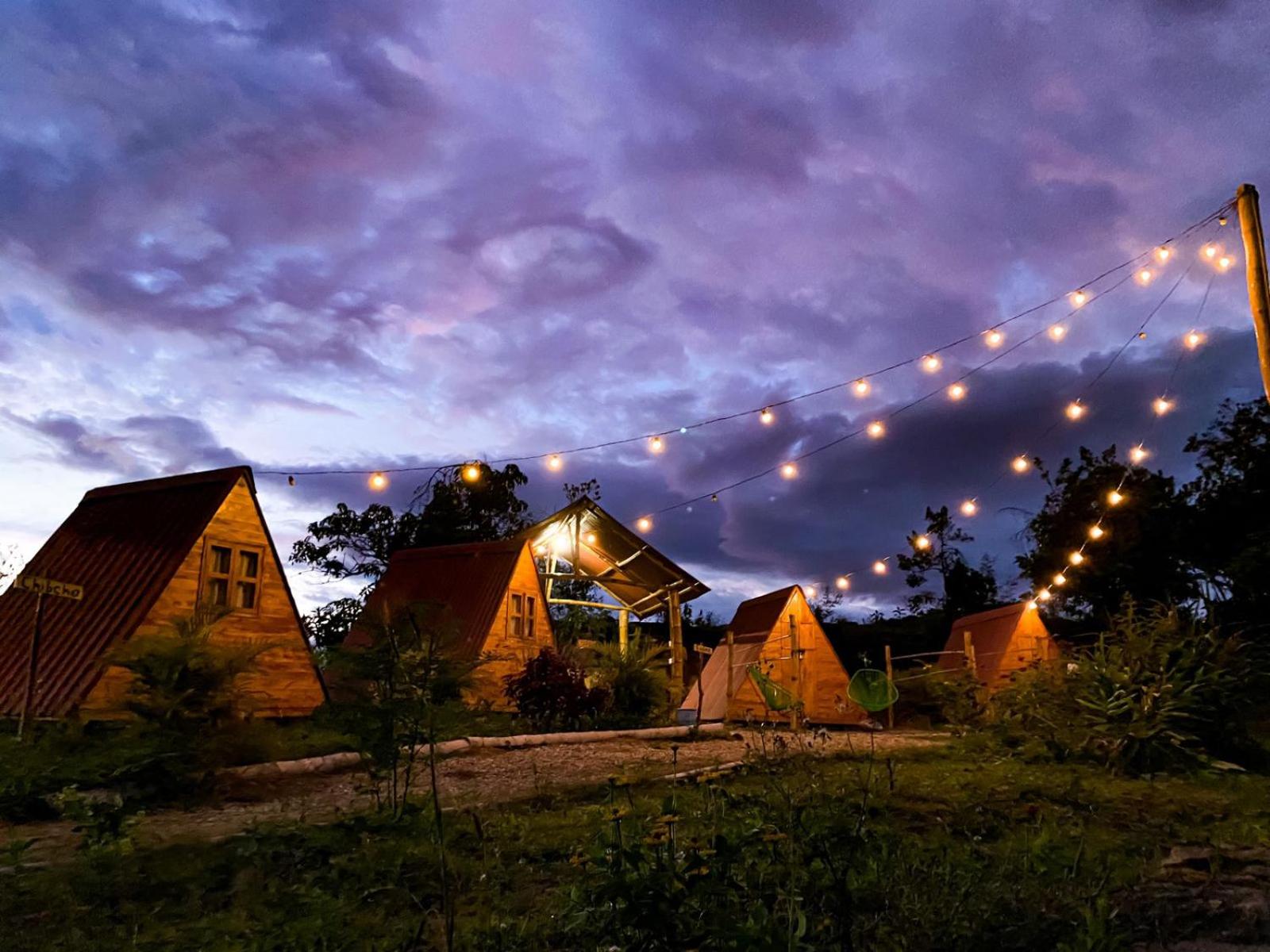 Campo Karst, Hospedaje y Campamento de montaña