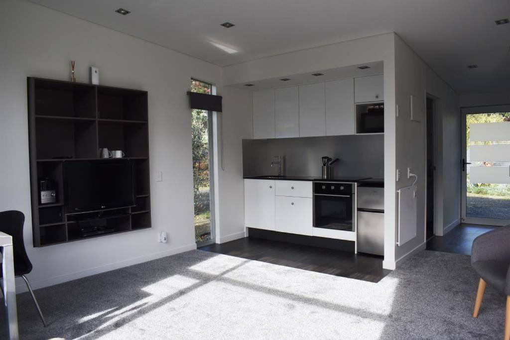 The Lakes - Kai Iwi Lakes Exclusive Retreat