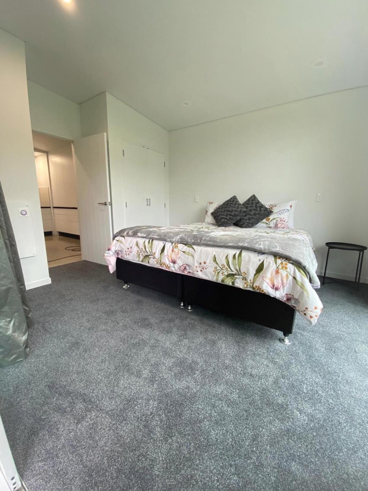 The Lakes - Kai Iwi Lakes Exclusive Retreat