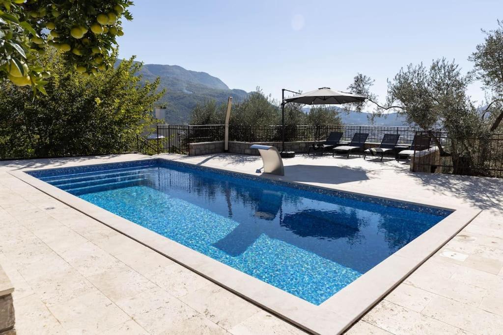 Villa Ella