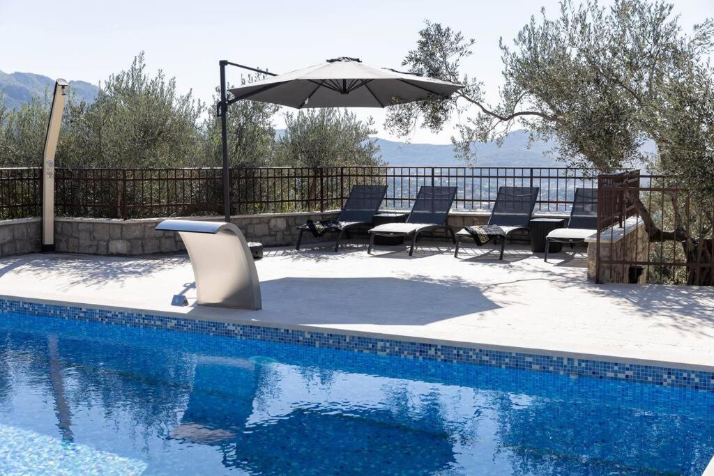 Villa Ella