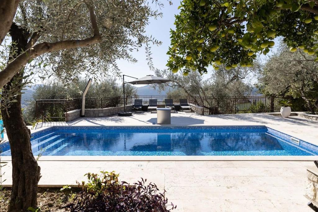 Villa Ella