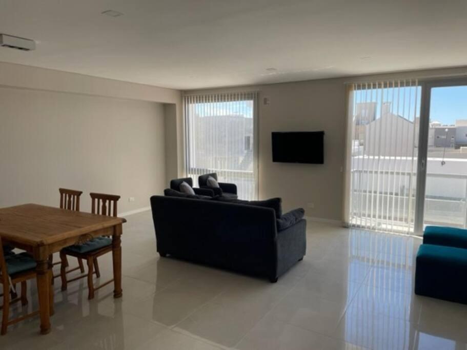 Departamento Nuevo- Piscina Techada- Climatizada - Confort y Calidad a metros del mar