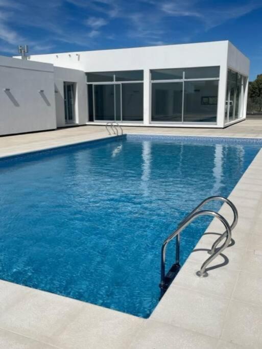 Departamento Nuevo- Piscina Techada- Climatizada - Confort y Calidad a metros del mar