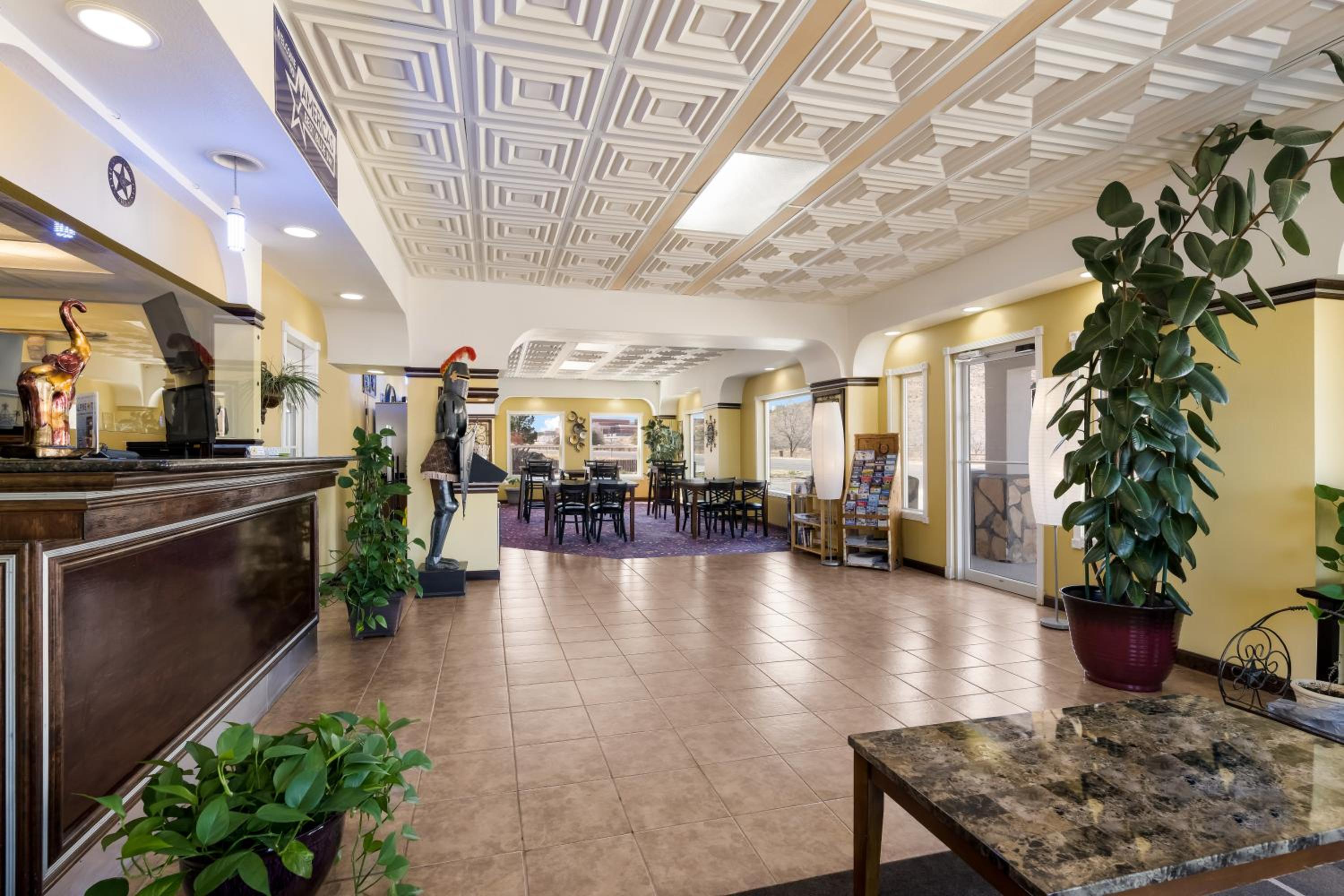 Alpine Vacations - Americas Best Value Inn Alpine - Property Image 4