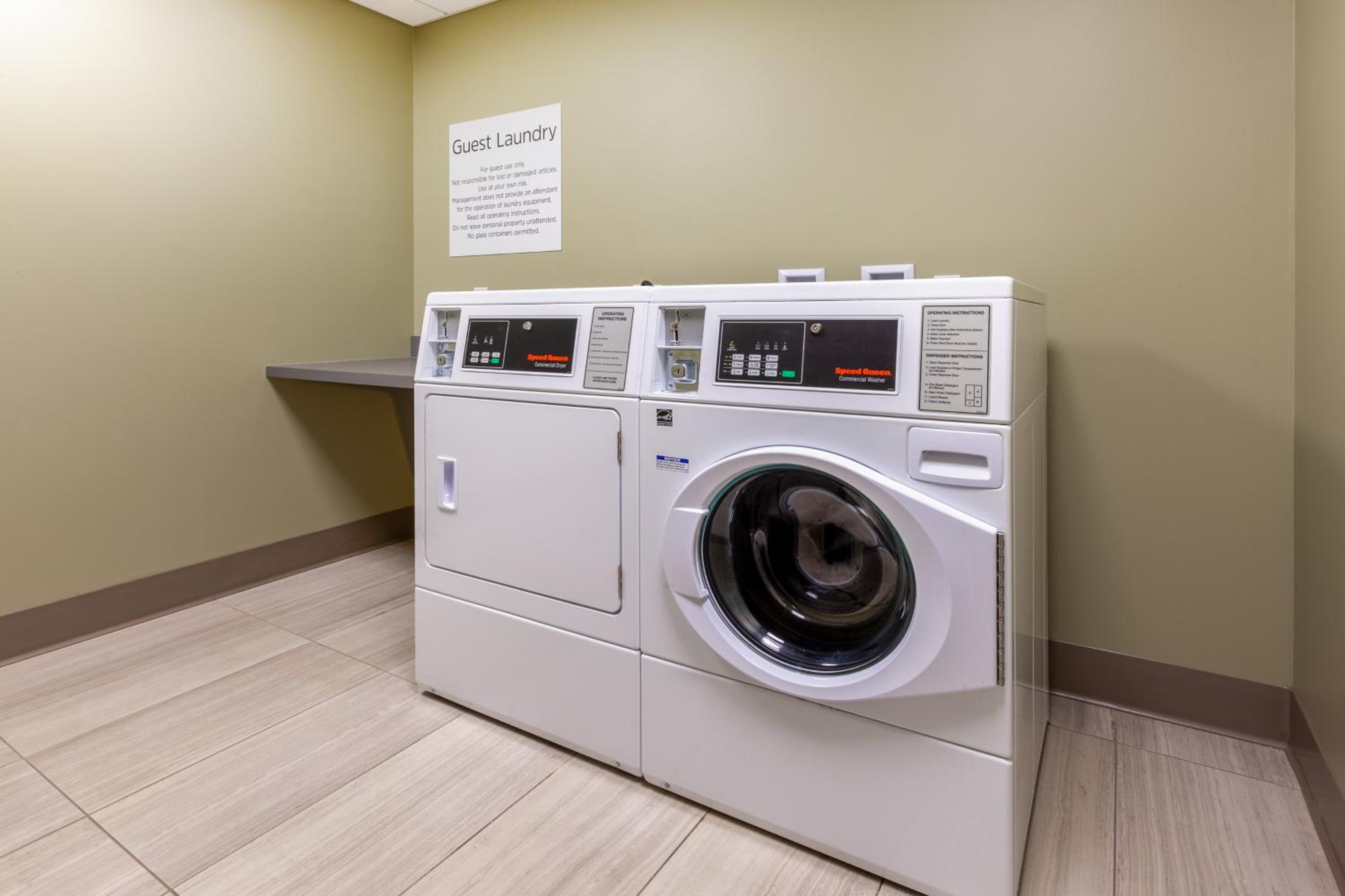 Brunswick Vacations - Holiday Inn Express Suites Brunswick-Harpers Ferry Area, an IHG Hotel - Property Image 22