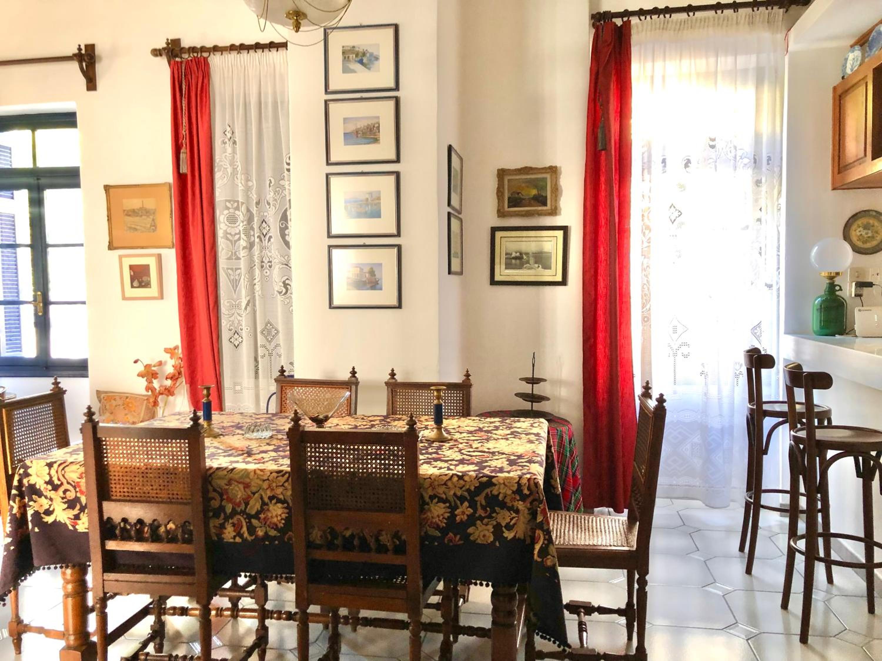 Traditional House at Aegina Port photo 4