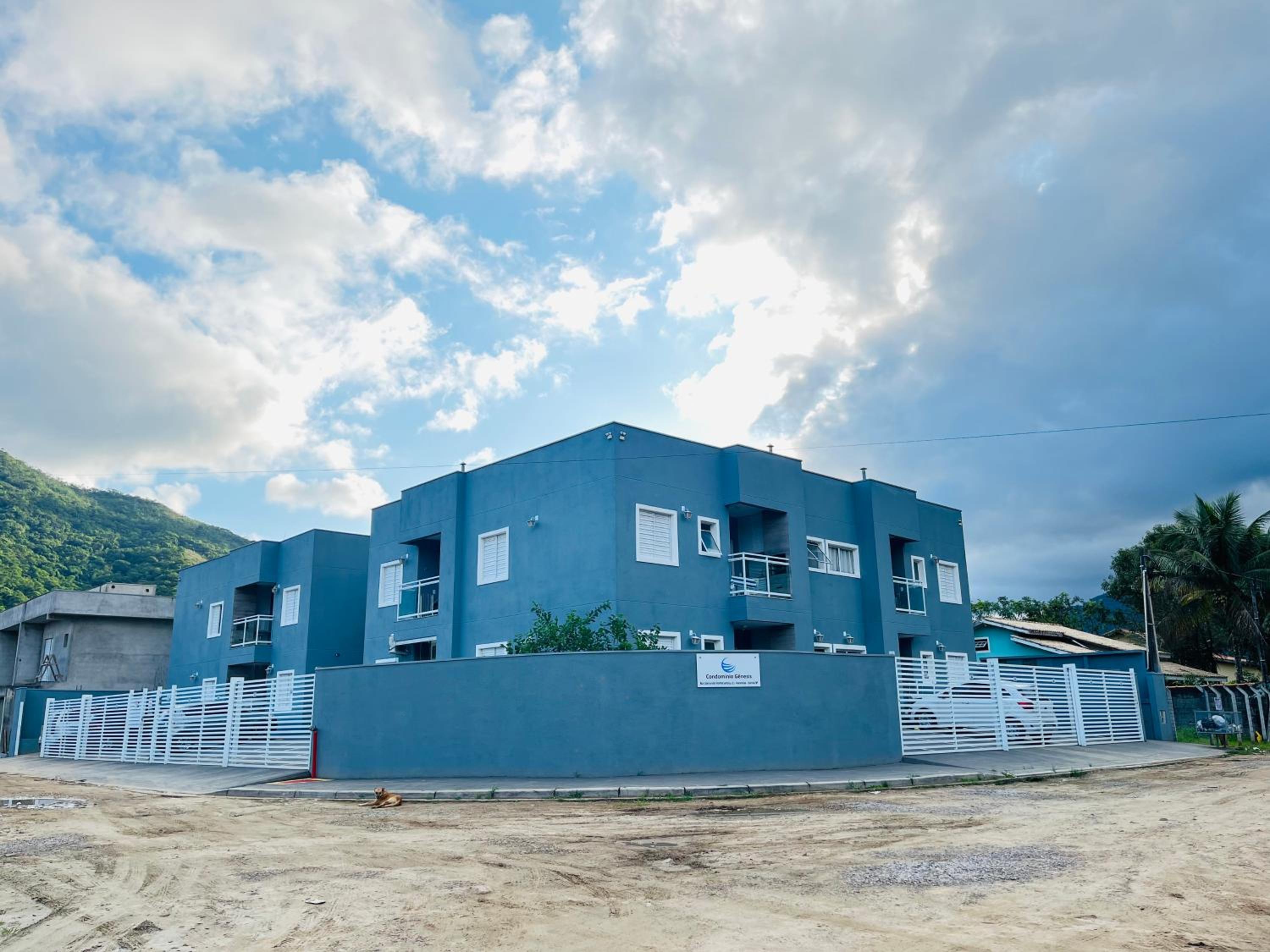 Apartamento com churrasqueira praia Maranduba Ubatuba