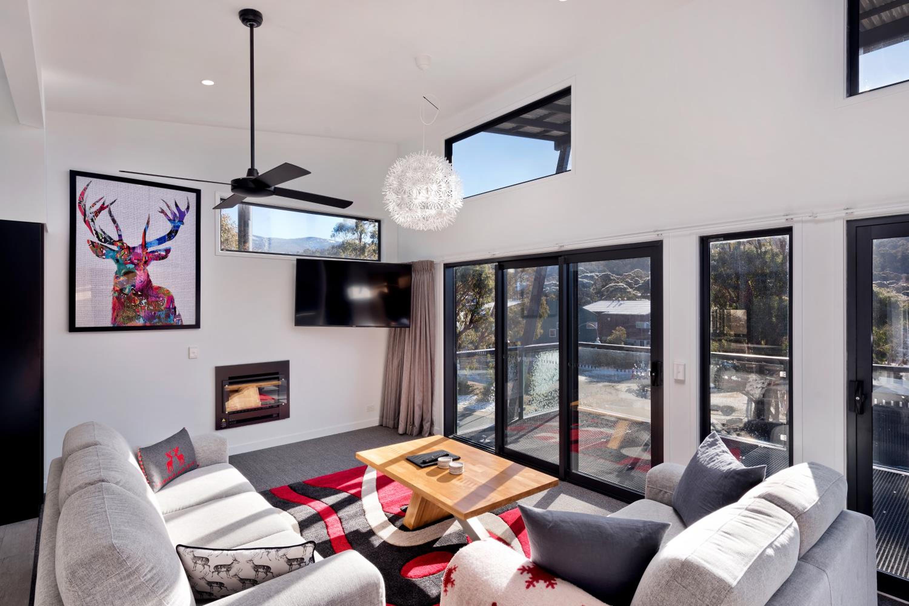 Monument Chalet in Crakenback Resort