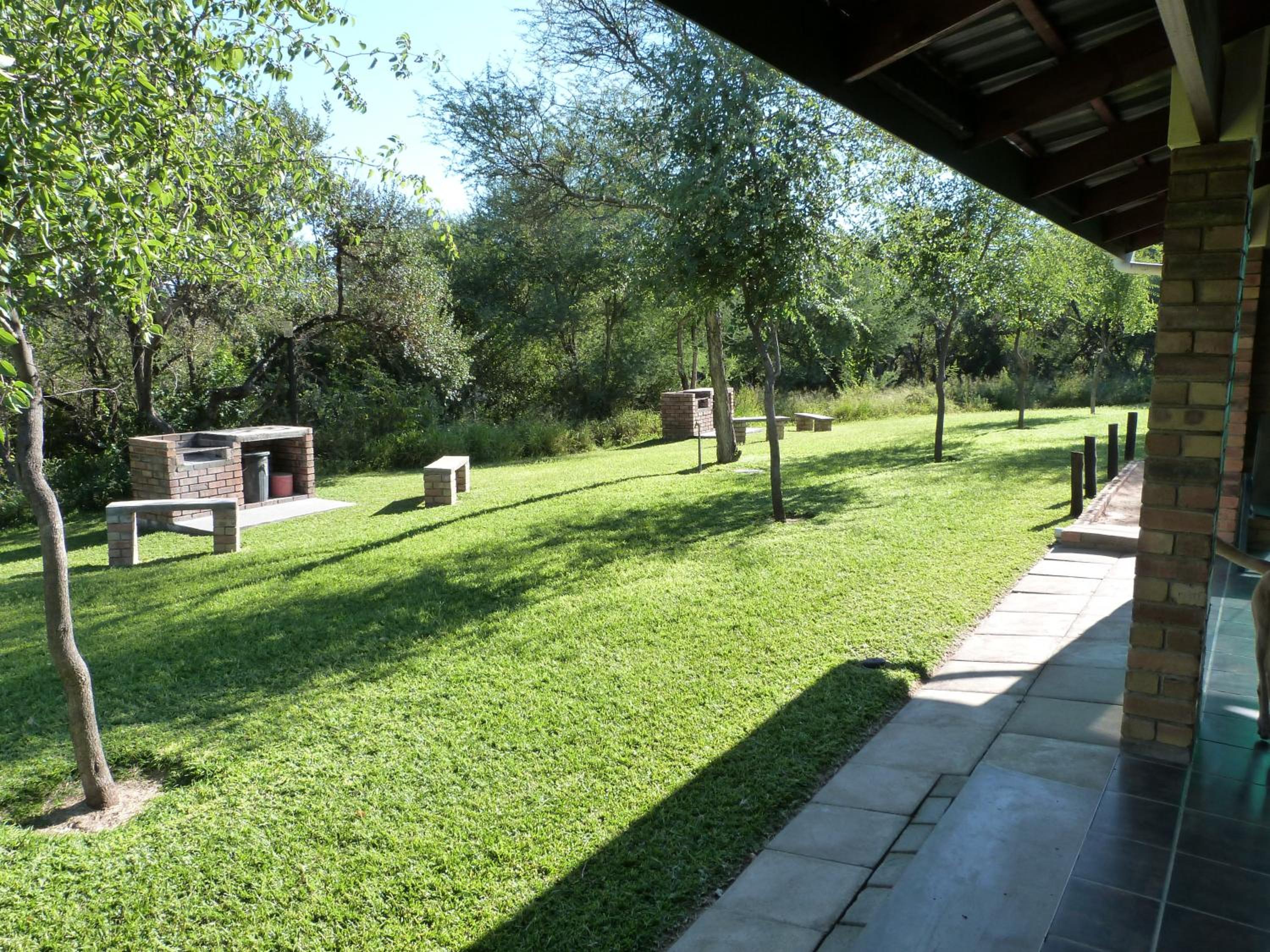 Woodlands Stop Over and Lodge