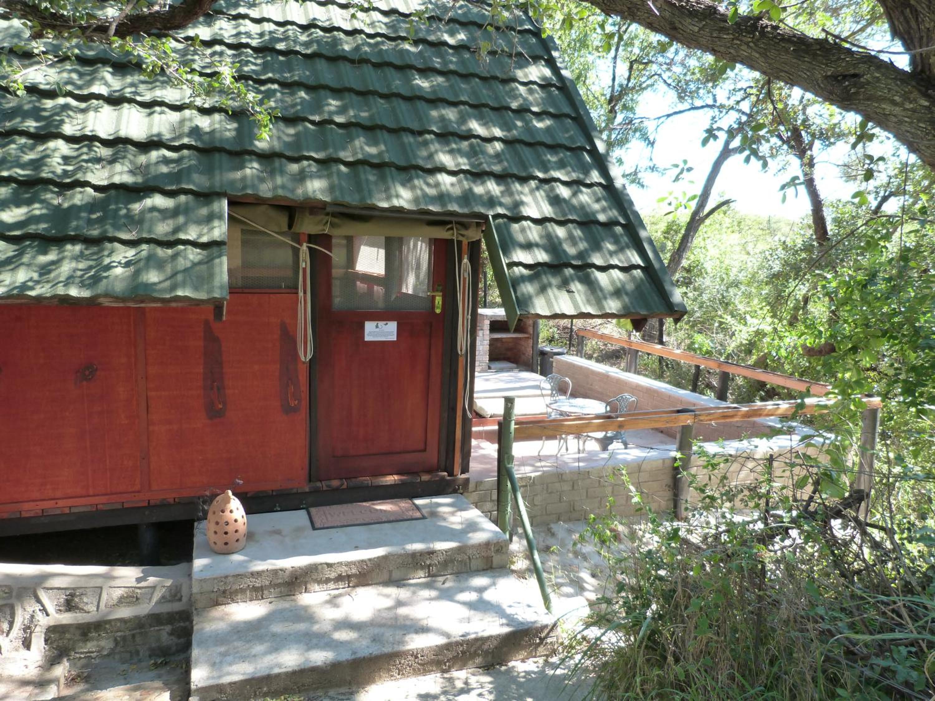 Woodlands Stop Over and Lodge