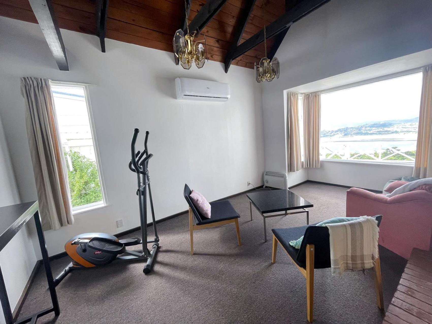 NO PARTY ALLOWED,Sea view 5 bedroom house view 4
