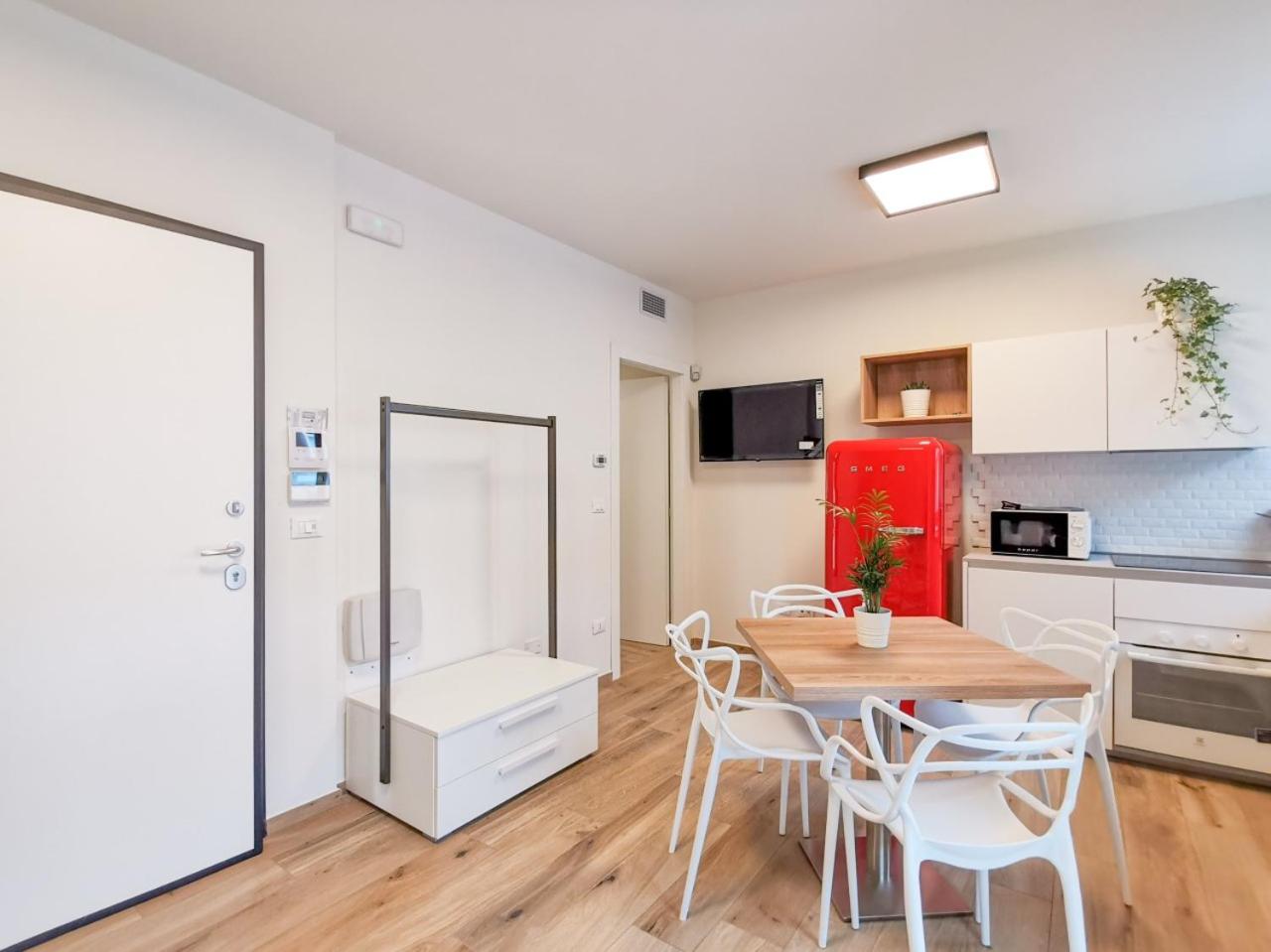 Gardenia Apartments