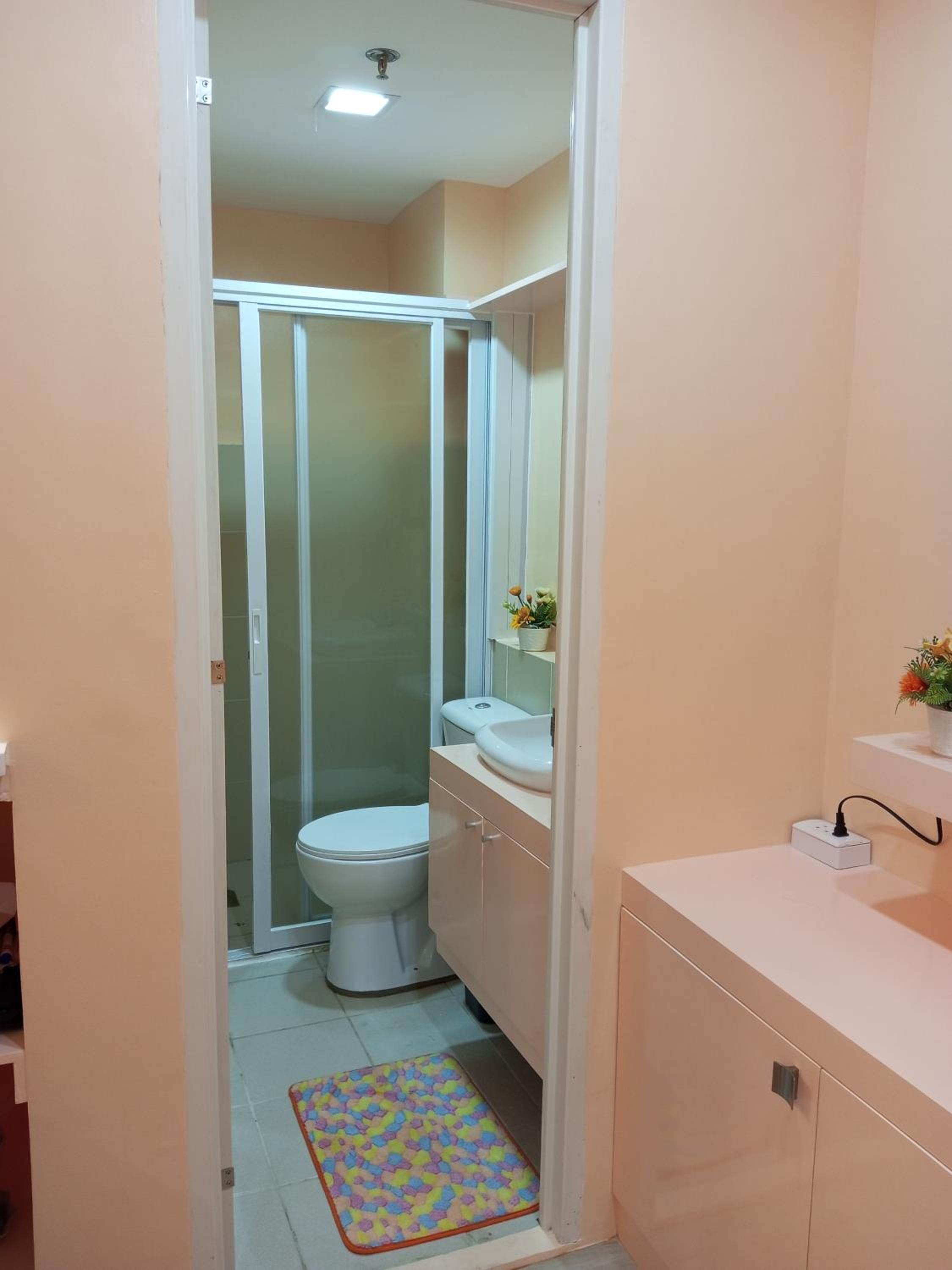 Mistow BriaMagenta Condo