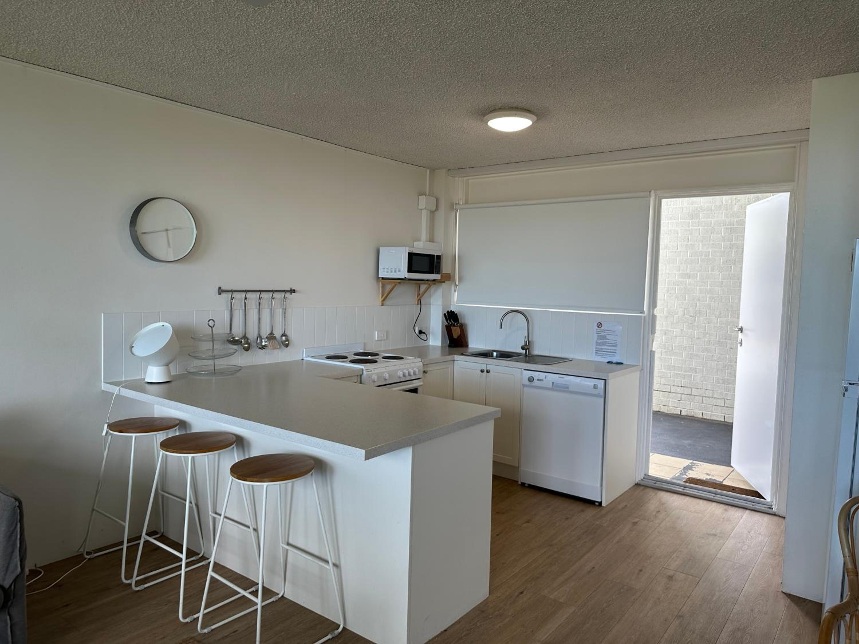 Nalu - Hosted by Burleigh Letting