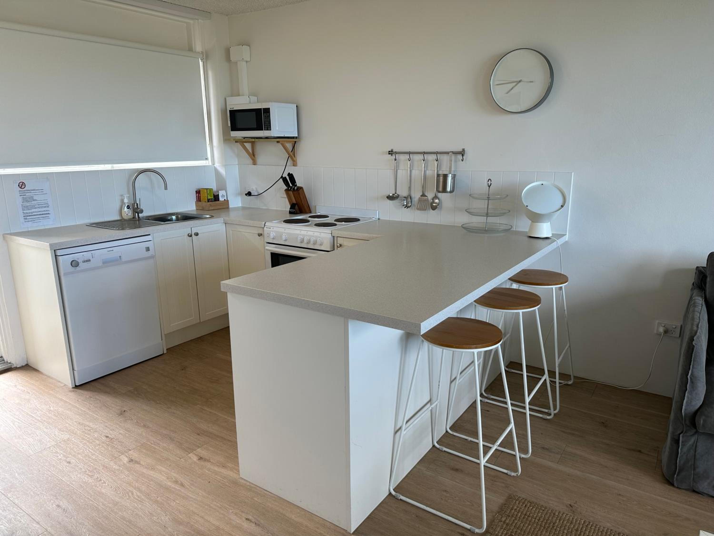 Nalu - Hosted by Burleigh Letting