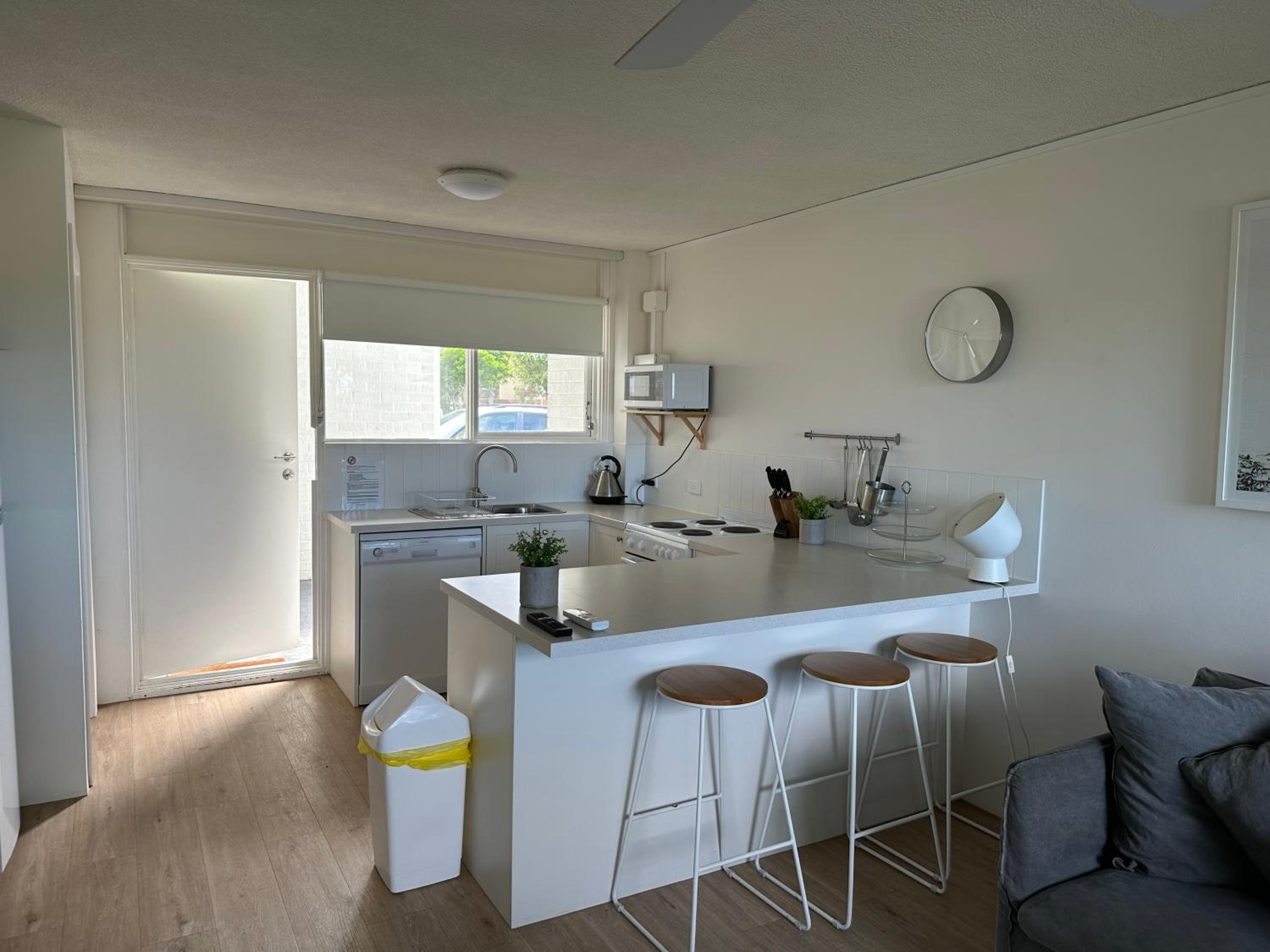 Nalu - Hosted by Burleigh Letting