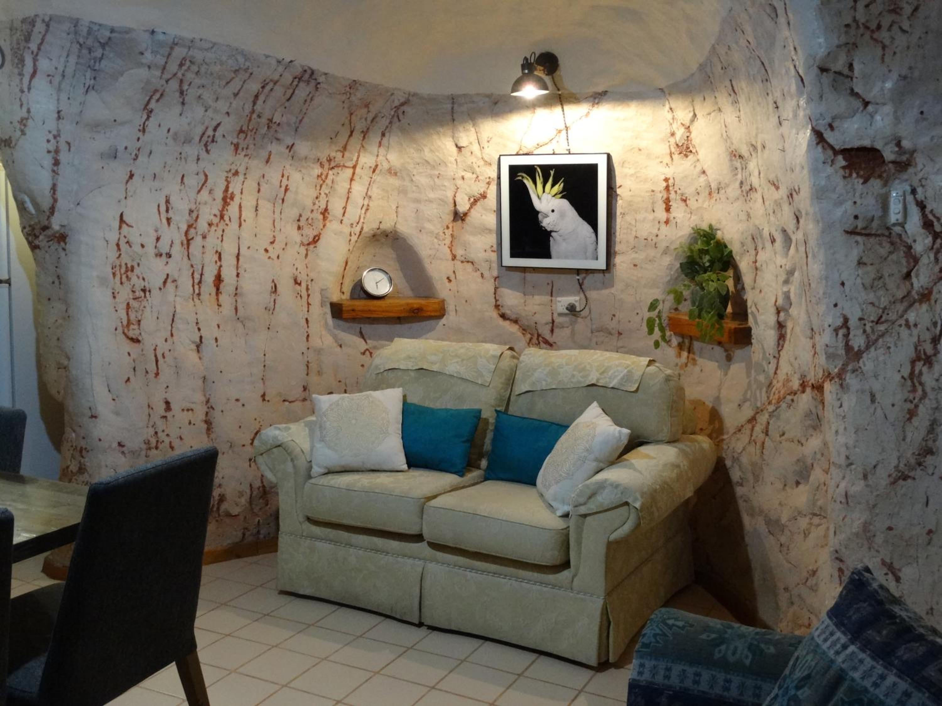 Dinky Di's Dugout