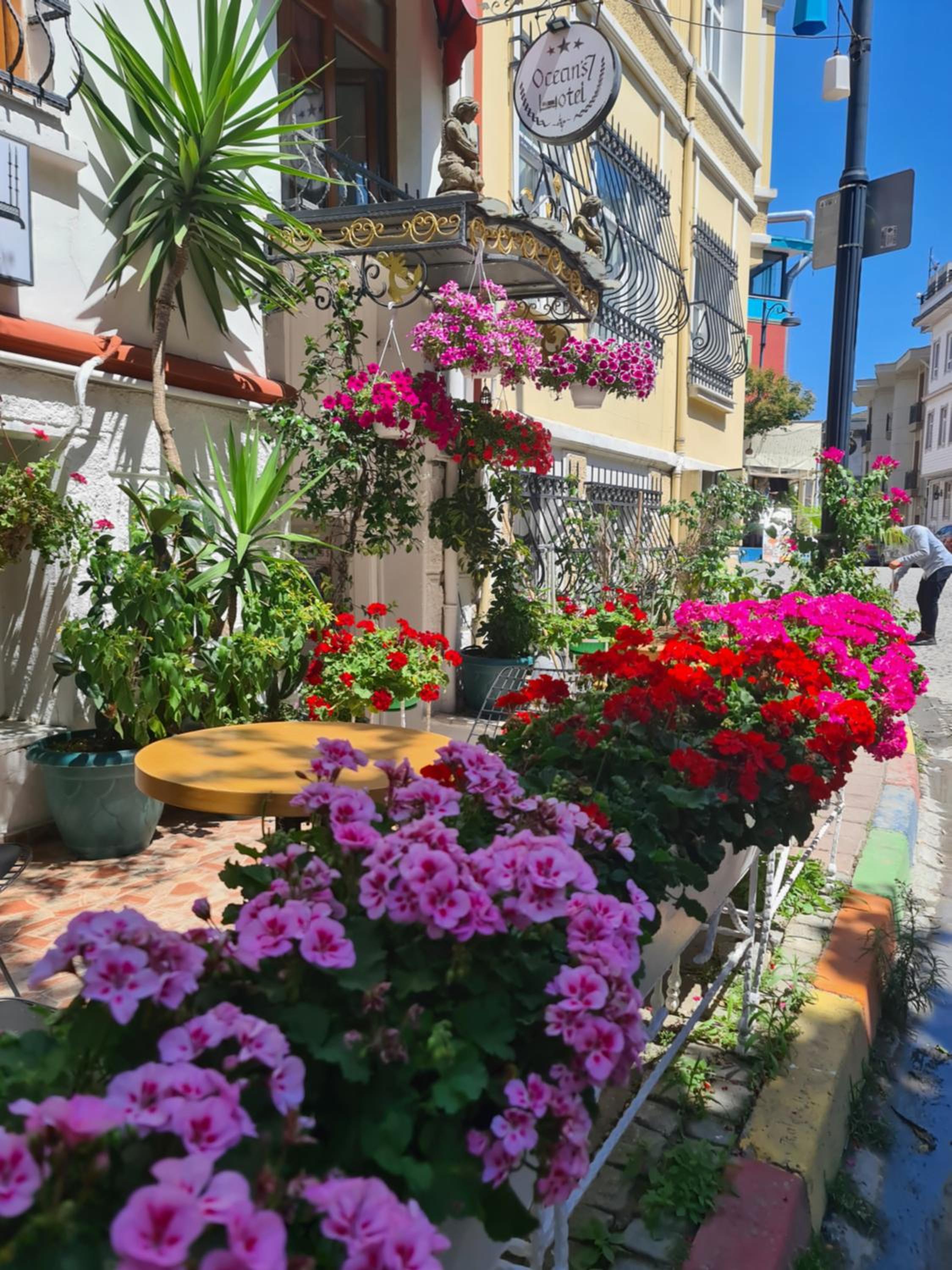 Oceans 7 Hotel - Image 25