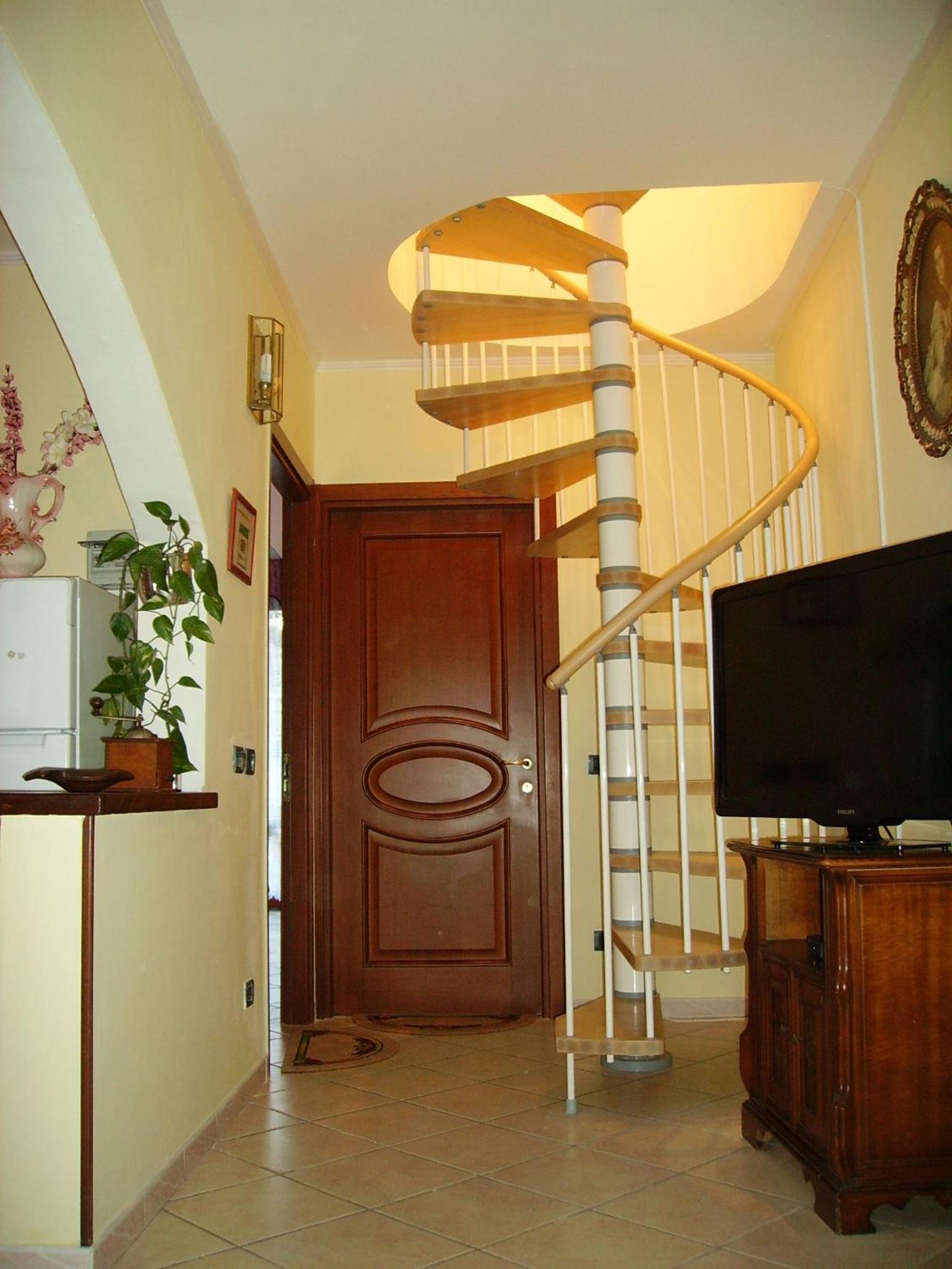 Photo 33