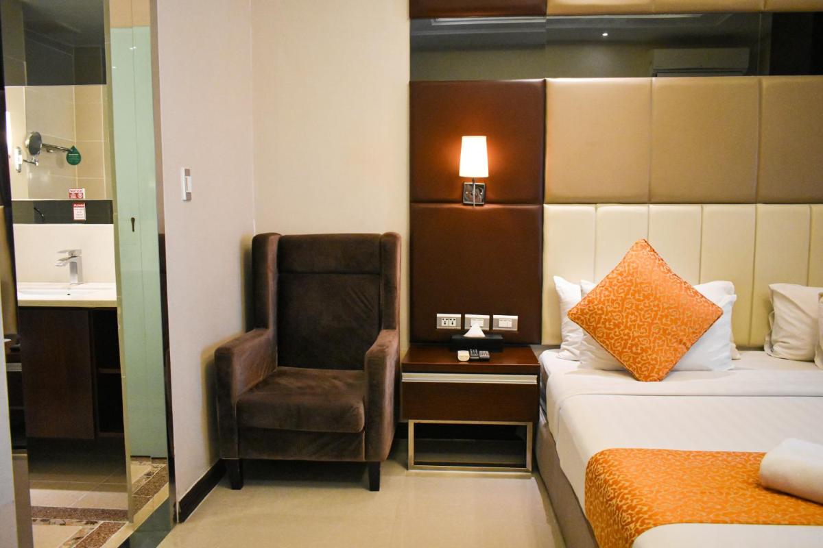 hotel room