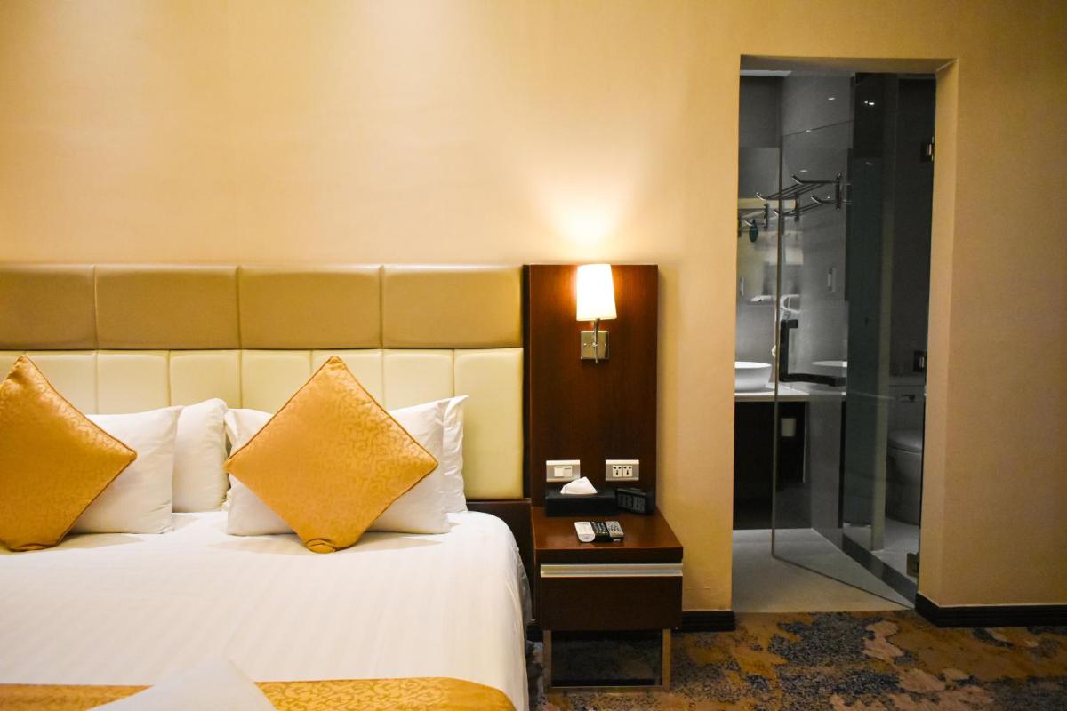 hotel room